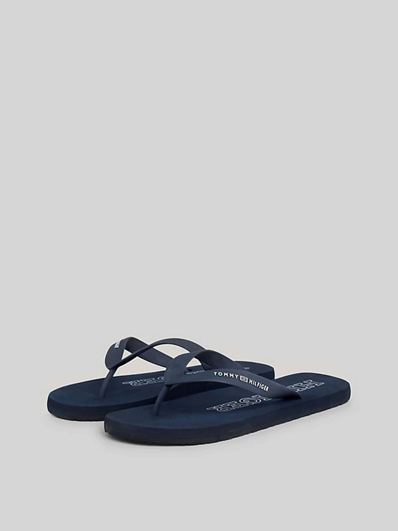 Вьетнамки Tommy Hilfiger модель FM0FM05023-DW5 Фото