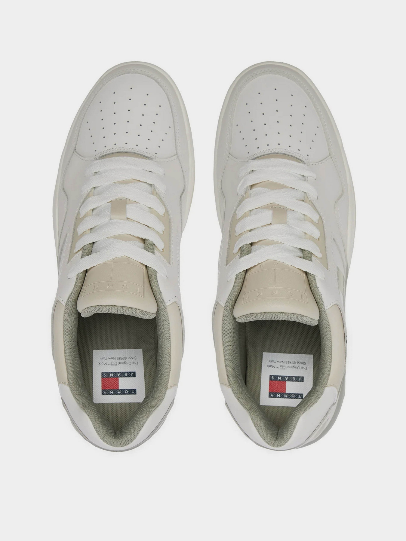 Кроссовки повседневные Tommy Hilfiger модель EM0EM01379-ACG Кроссовки повседневные Tommy Hilfiger модель EM0EM01379-ACG Фото