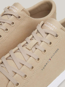 Кеды низкие Tommy Hilfiger модель FM0FM04882-AEG Фото