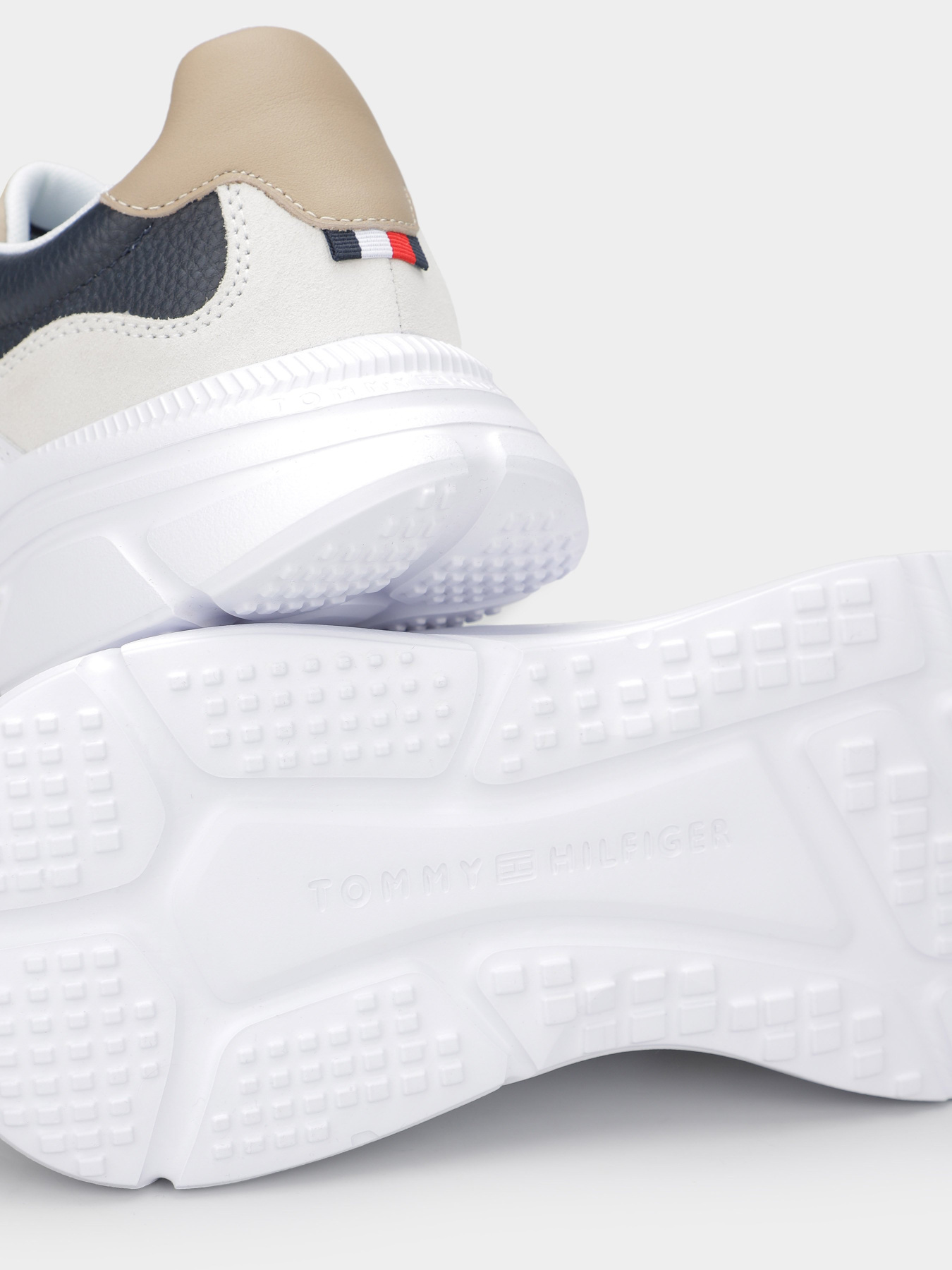 Кросівки повсякденні Tommy Hilfiger модель FM0FM04938-YBS Фото