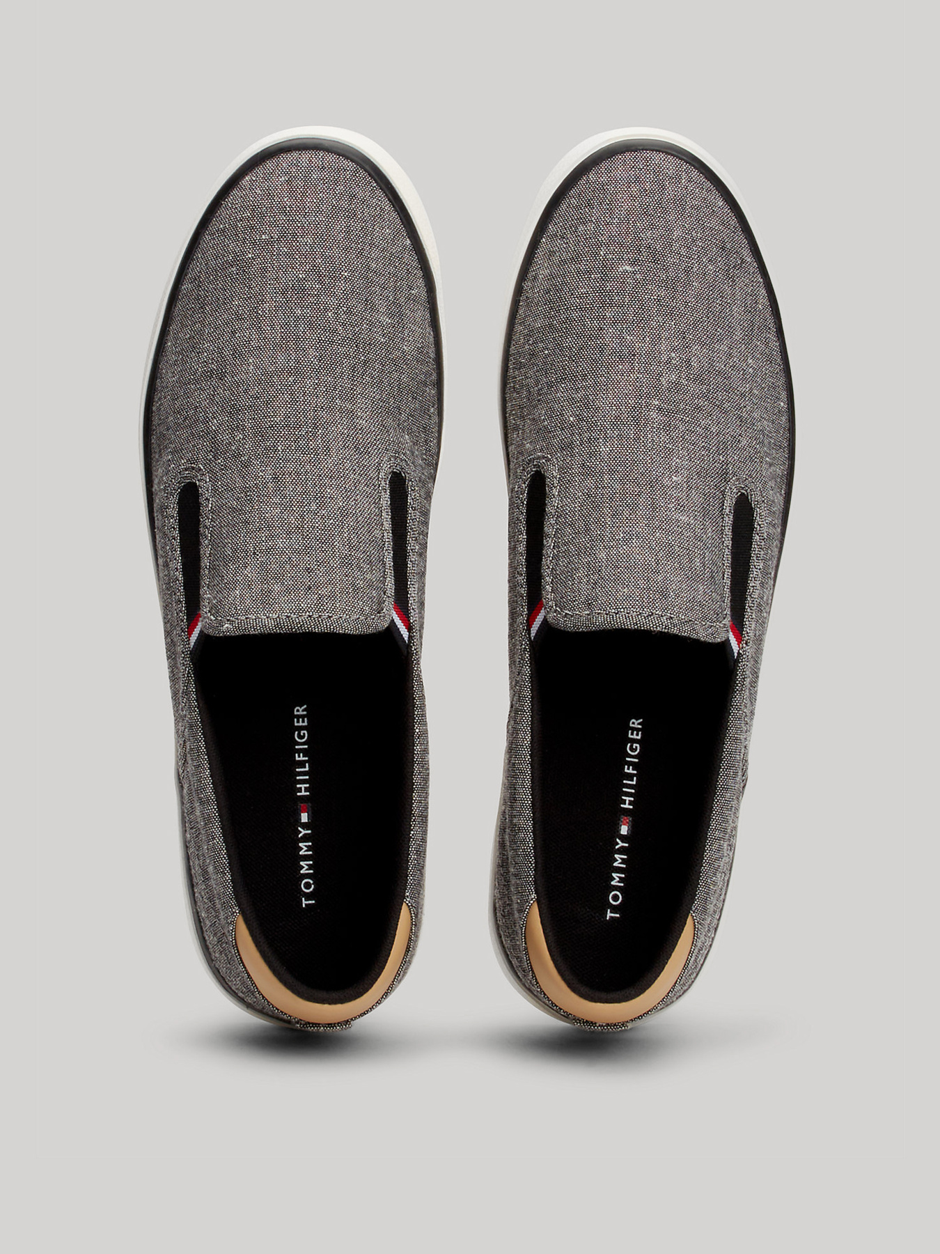Сліпони Tommy Hilfiger модель FM0FM04947-BDS Фото