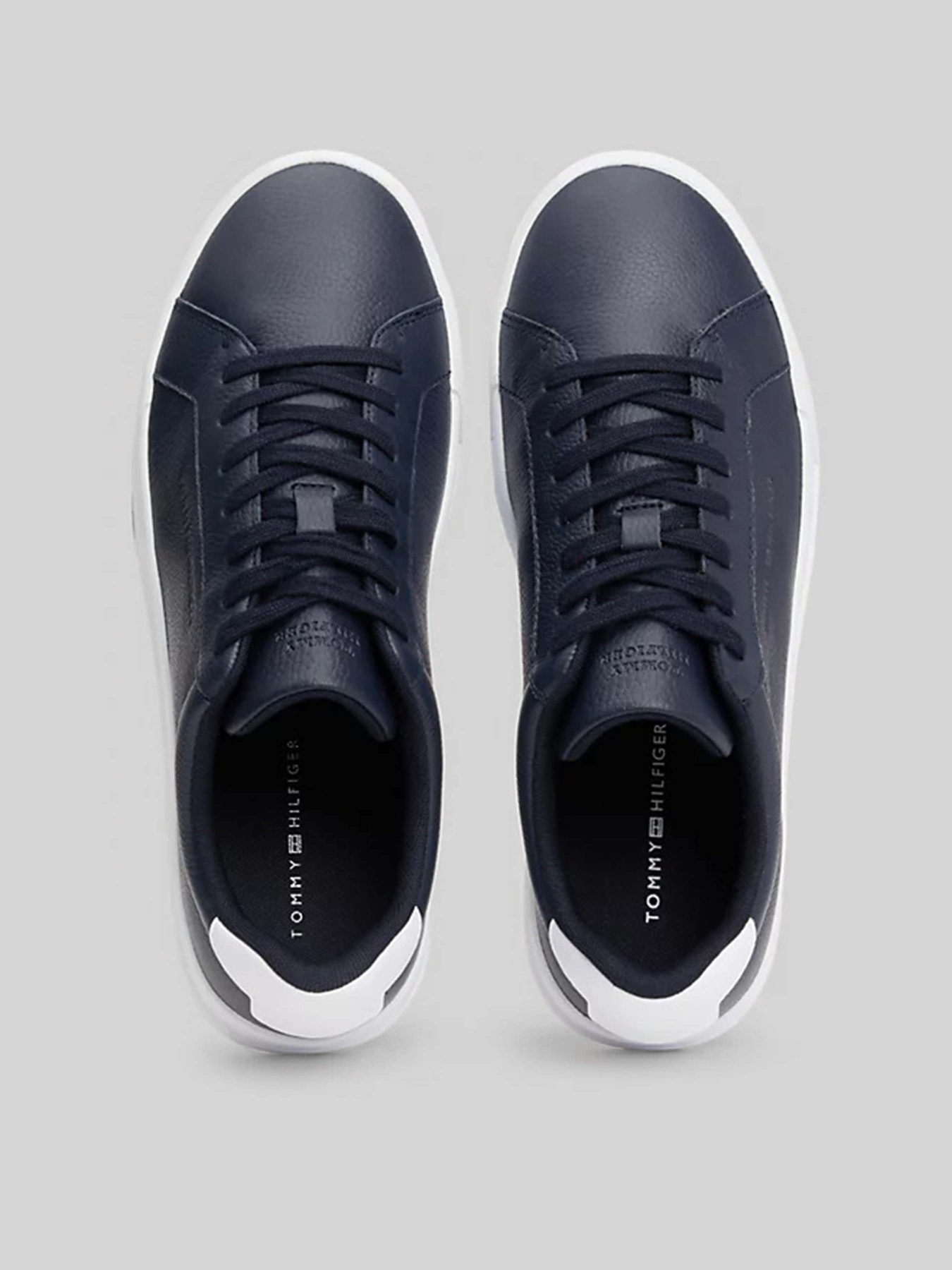 Кроссовки Tommy Hilfiger модель FM0FM04972-DW5 Фото