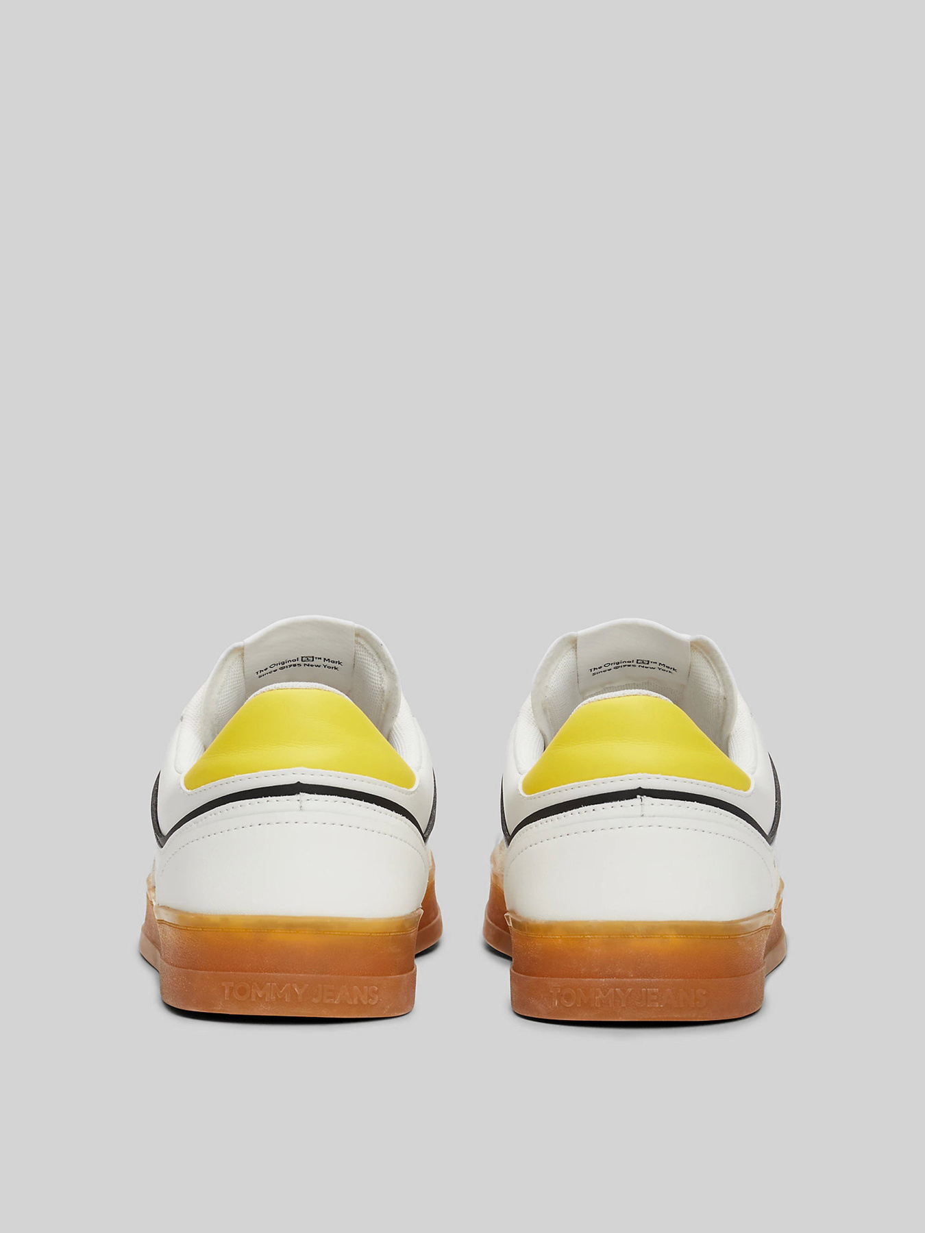 Кеды низкие Tommy Hilfiger модель EM0EM01414-ZGR Фото