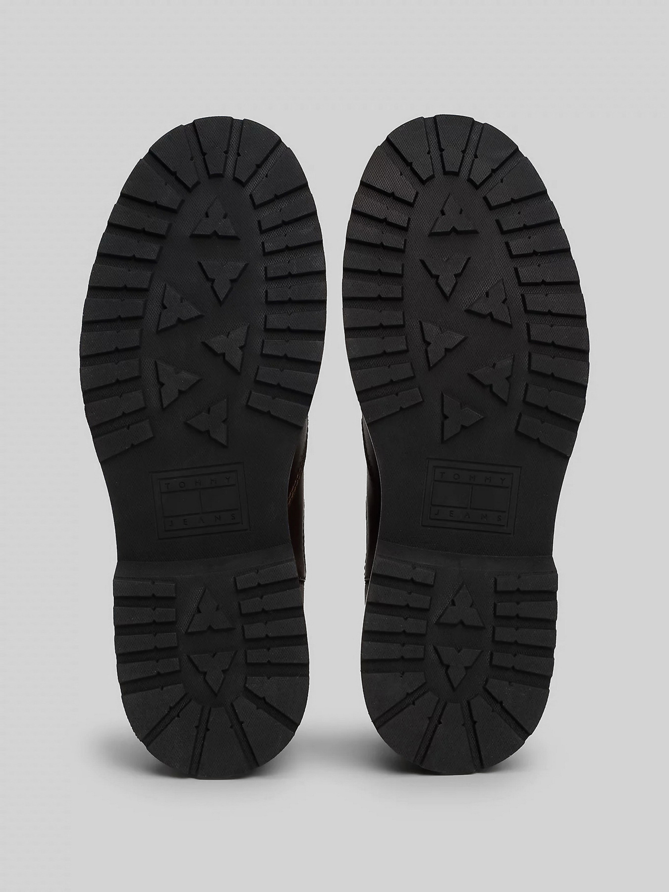 Челси Tommy Hilfiger модель EM0EM01469-GWN Фото