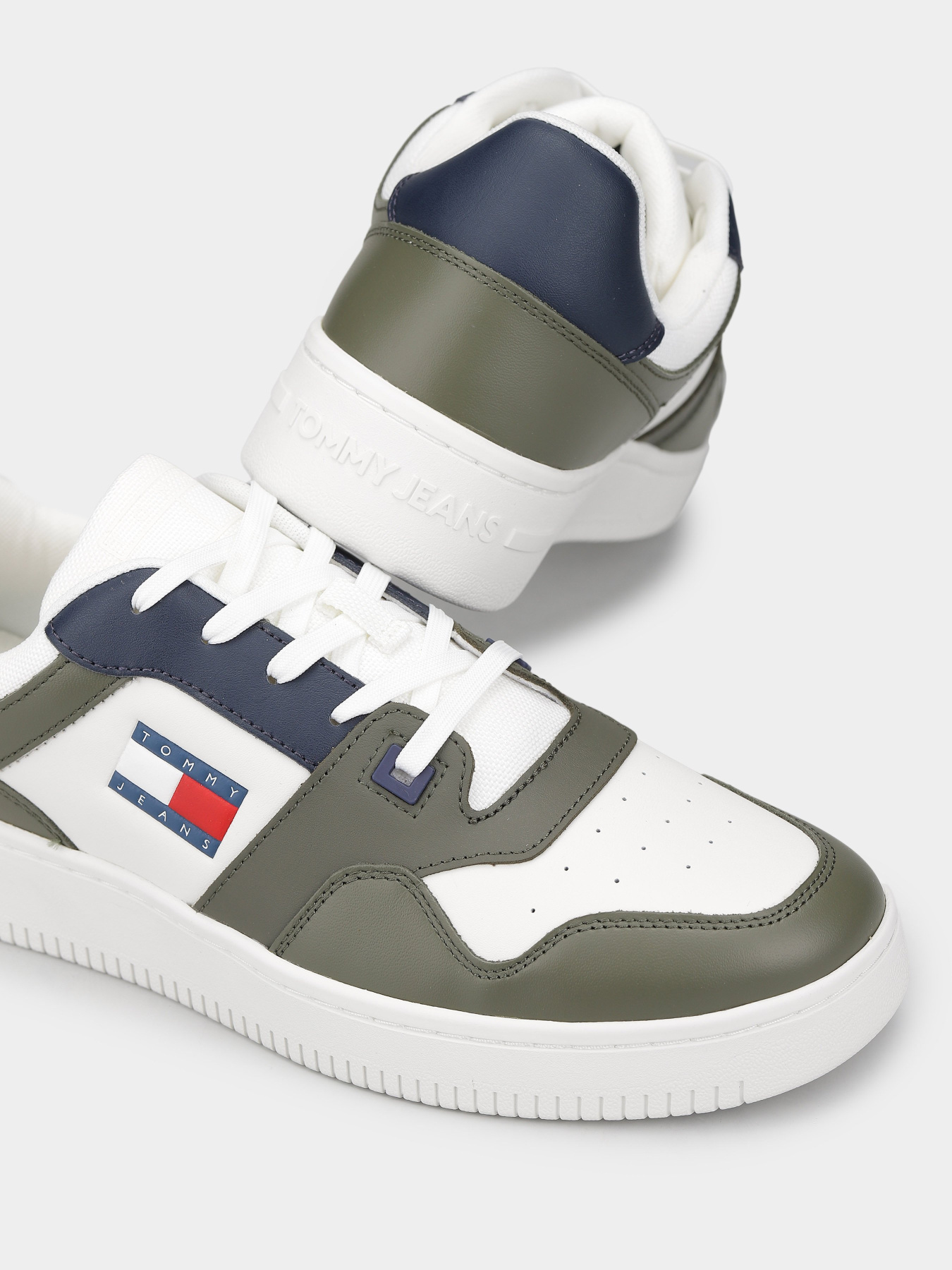 Кроссовки Tommy Hilfiger модель EM0EM01395-M00 Фото