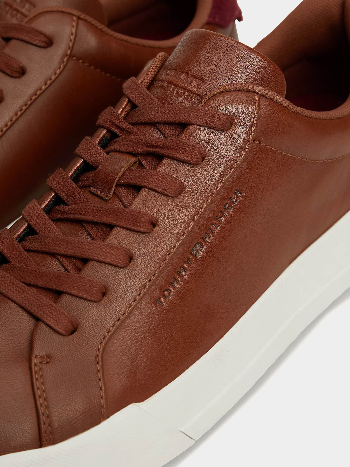 Кеды низкие Tommy Hilfiger модель FM0FM05207-GVI Фото