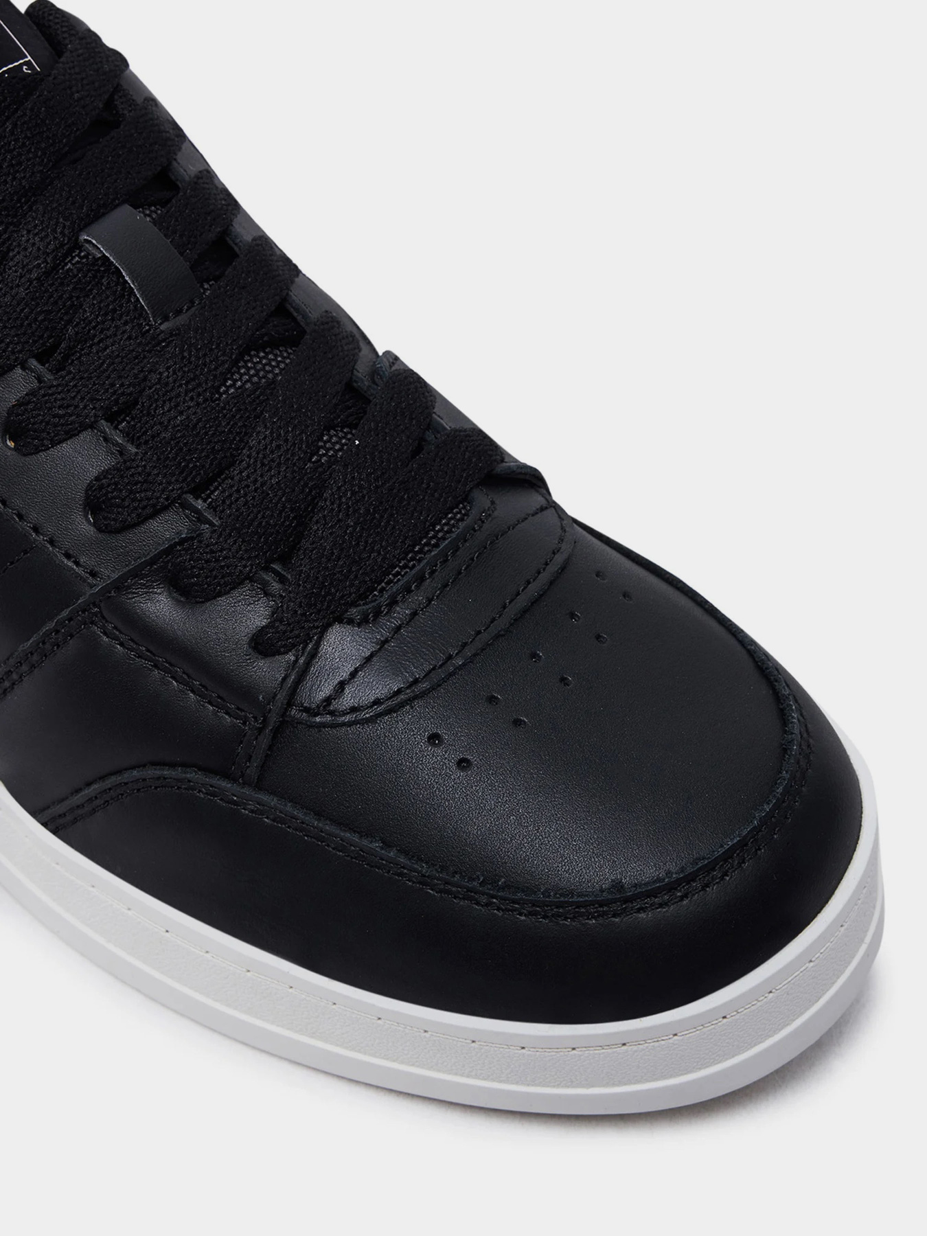 Кеди низькі Tommy Hilfiger модель EM0EM01574-BDS Фото