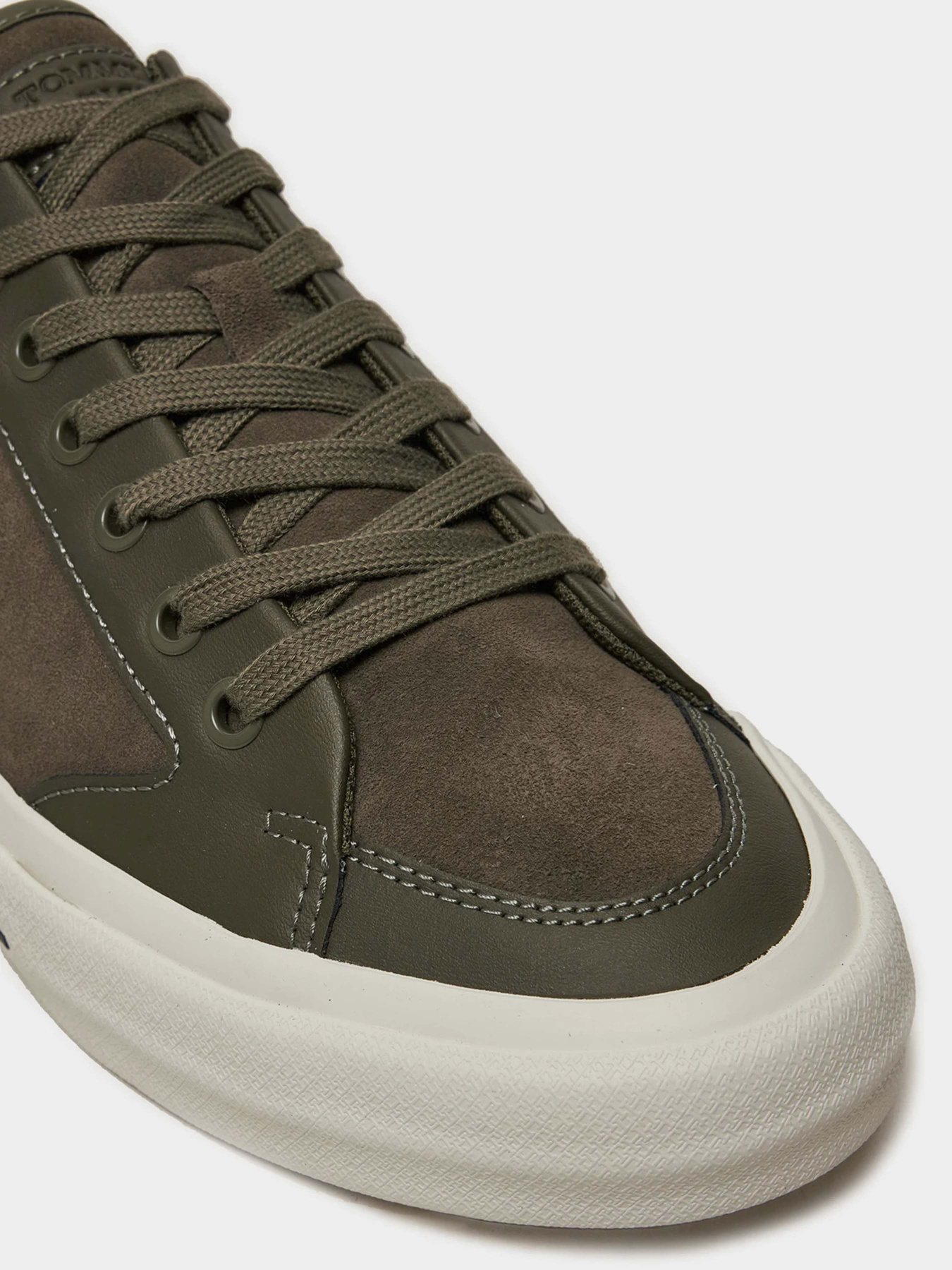 Кеды низкие Tommy Hilfiger модель FM0FM05458-RBN Фото