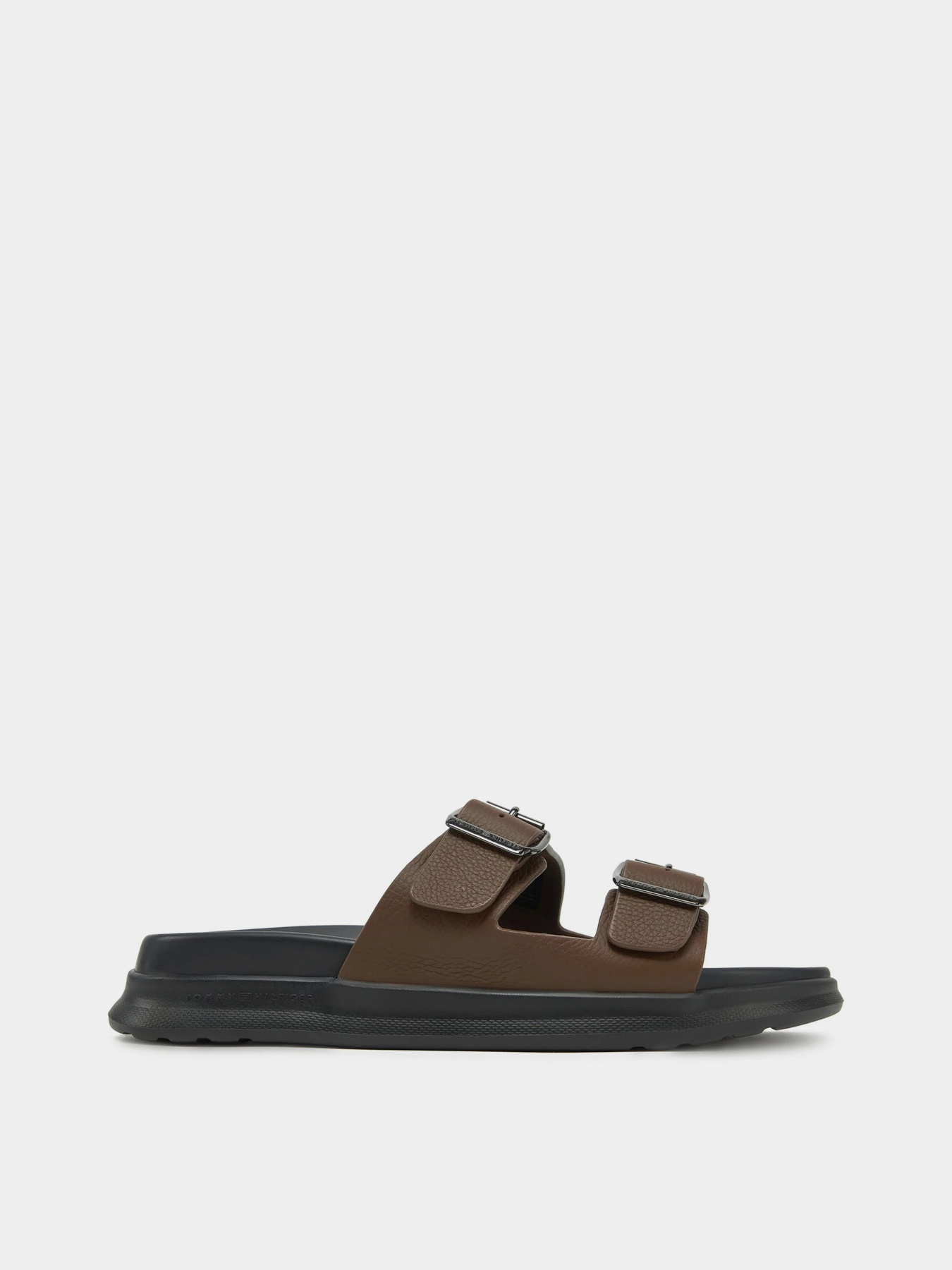 Шлепанцы Tommy Hilfiger модель FM0FM05414-GV0 Шлепанцы Tommy Hilfiger модель FM0FM05414-GV0 Фото