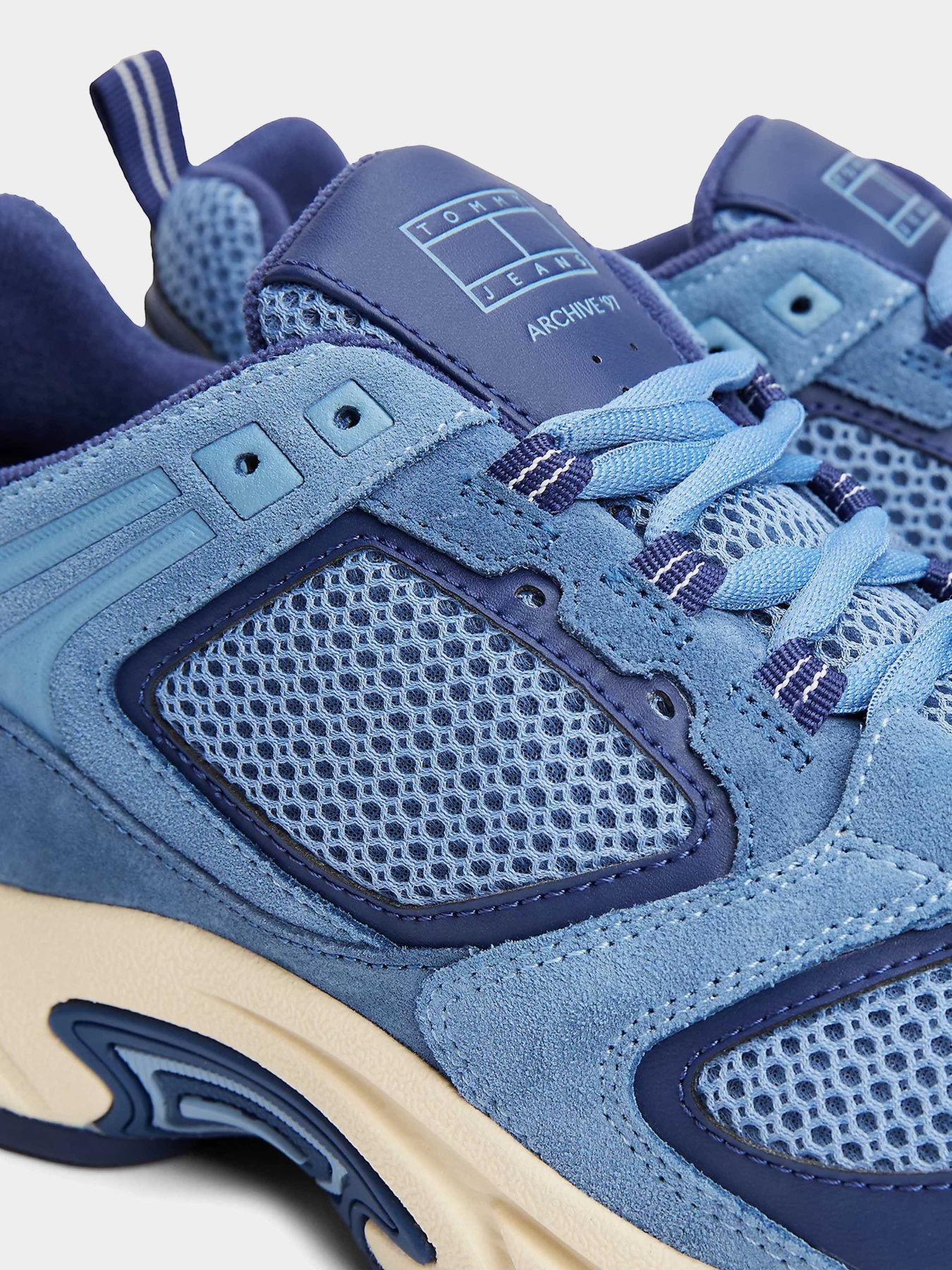 Кроссовки Tommy Hilfiger модель EM0EM01557-DY6 Фото