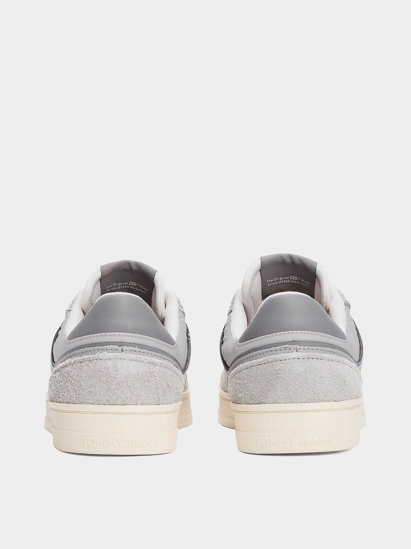 Кеды низкие Tommy Hilfiger модель EM0EM01606-PRZ Фото