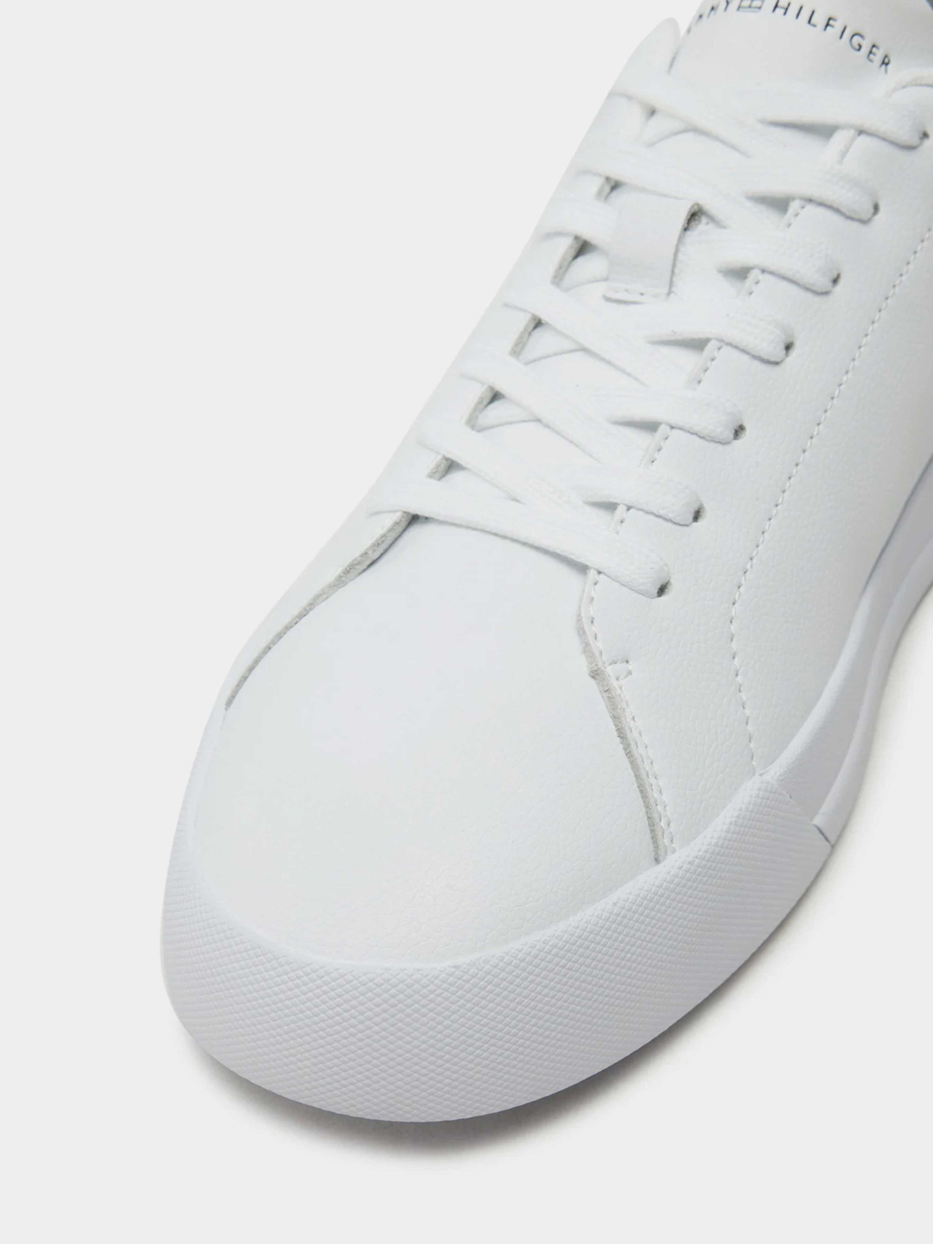 Кеды низкие Tommy Hilfiger модель FM0FM05367-0LD Фото