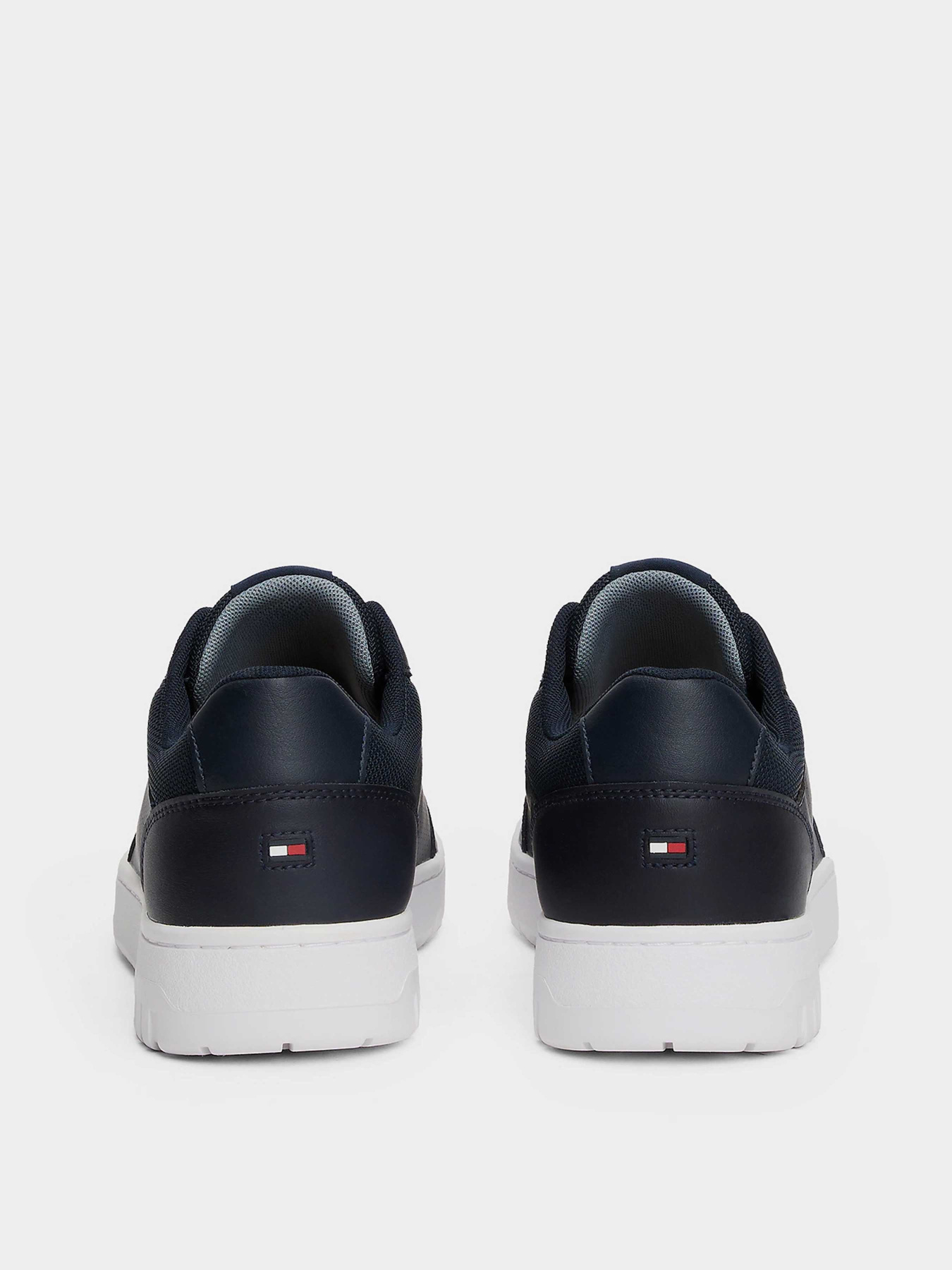 Кеды низкие Tommy Hilfiger модель FM0FM05466-DW5 Фото