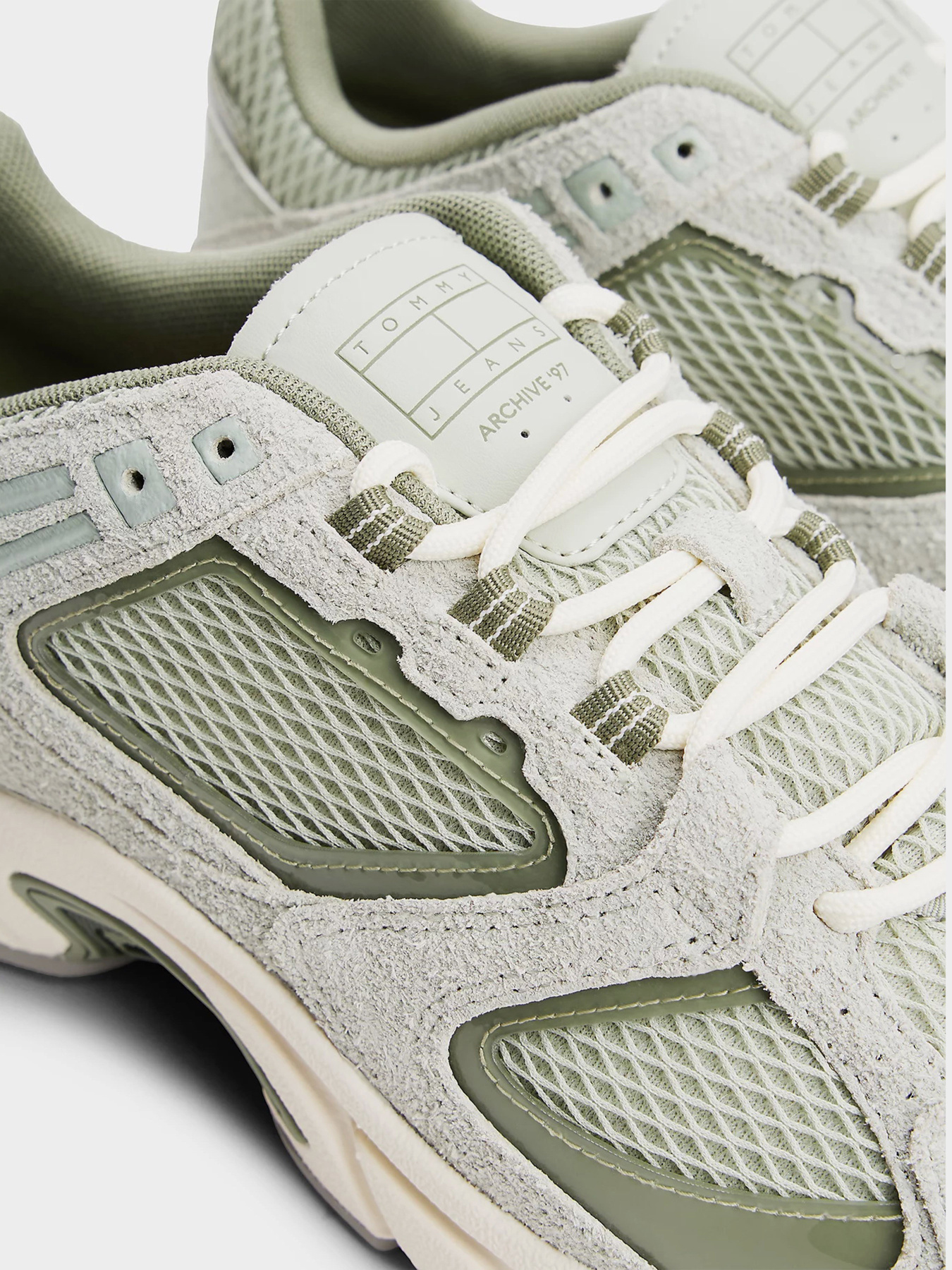 Кроссовки повседневные Tommy Hilfiger модель EM0EM01593-M1C Фото