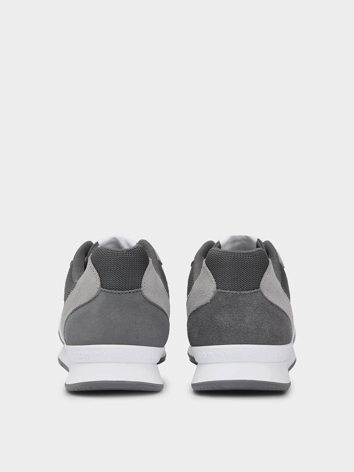 Кросівки Tommy Hilfiger RUNNER ICON MIX модель FM0FM05679-PRY Фото