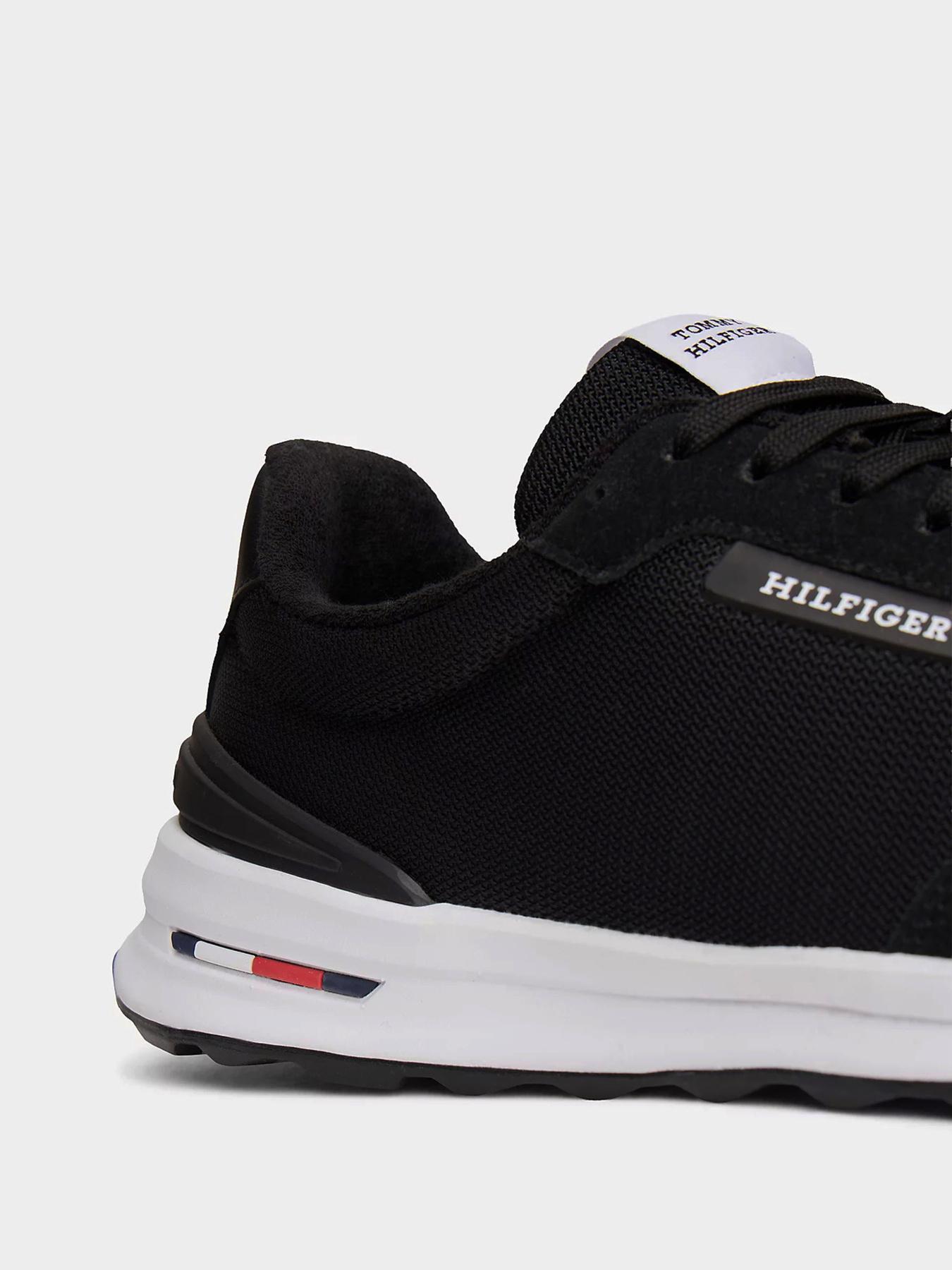 Кросівки Tommy Hilfiger NU RETRO RUNNER SEASONAL модель FM0FM05722-BDS Фото