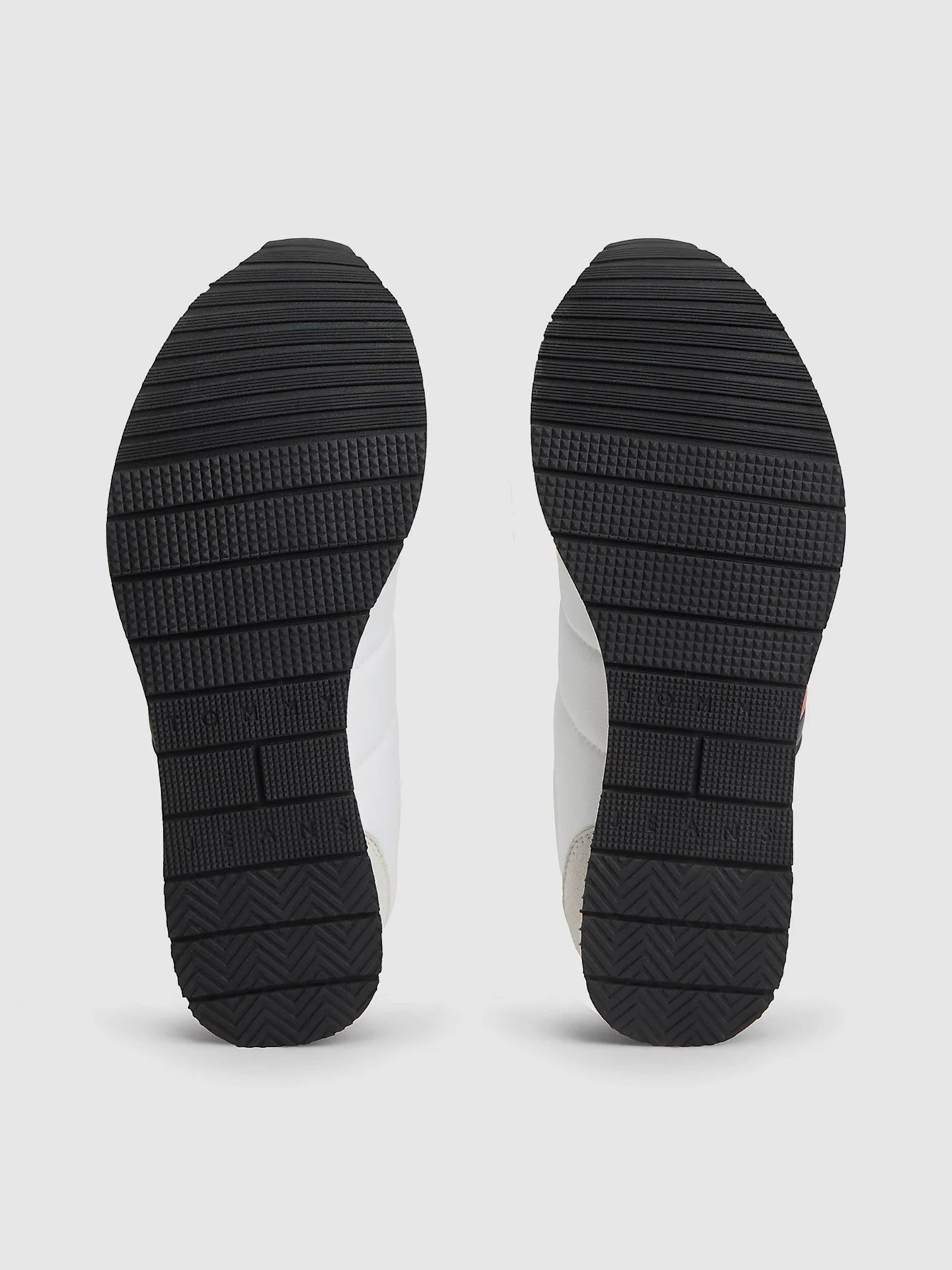 Tommy Hilfiger модель EM0EM01709-YBL Фото