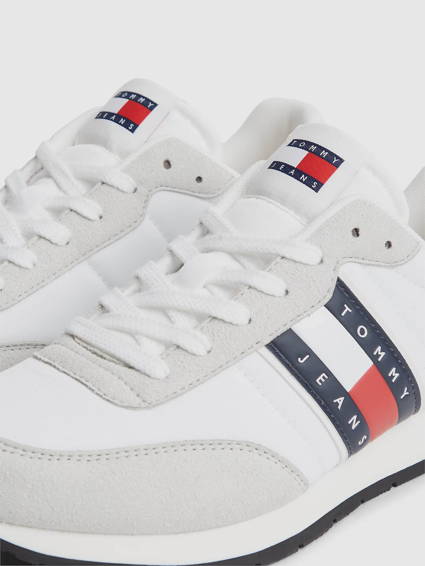 Кроссовки повседневные Tommy Hilfiger TJM CLASSIC RUNNER модель EM0EM01709-YBL Кроссовки повседневные Tommy Hilfiger TJM CLASSIC RUNNER модель EM0EM01709-YBL Фото