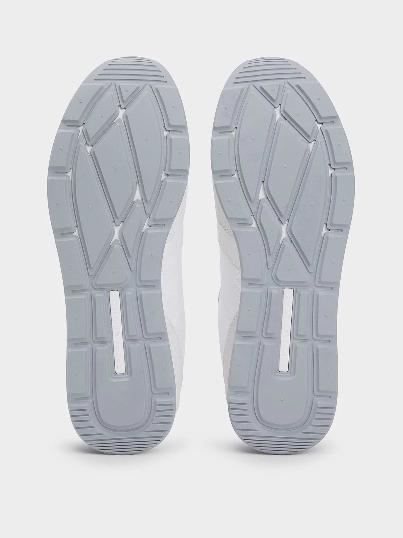 Кроссовки Tommy Hilfiger MAXLITE MIX модель FM0FM05830-YBS Фото