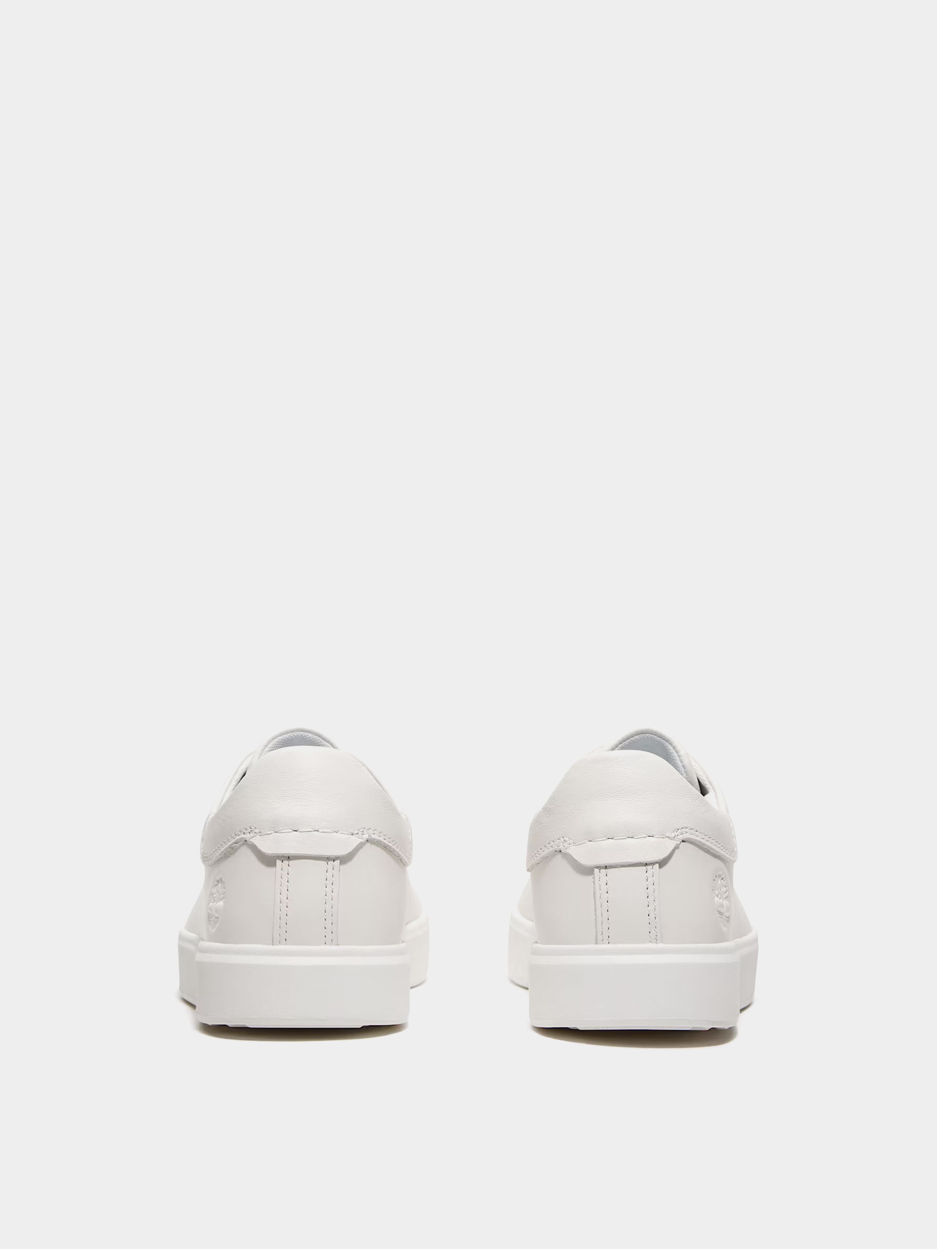 Кеды низкие Timberland Emerson Street Low Lace Up Trainer модель TB0A6BVJEM2 Фото