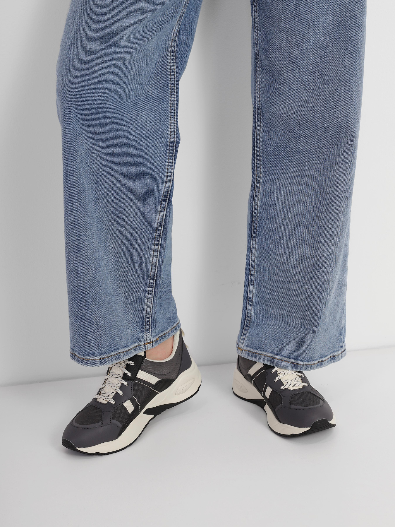 Кросівки повсякденні Timberland Delphiville модель TB0A5Q4UW08 Фото