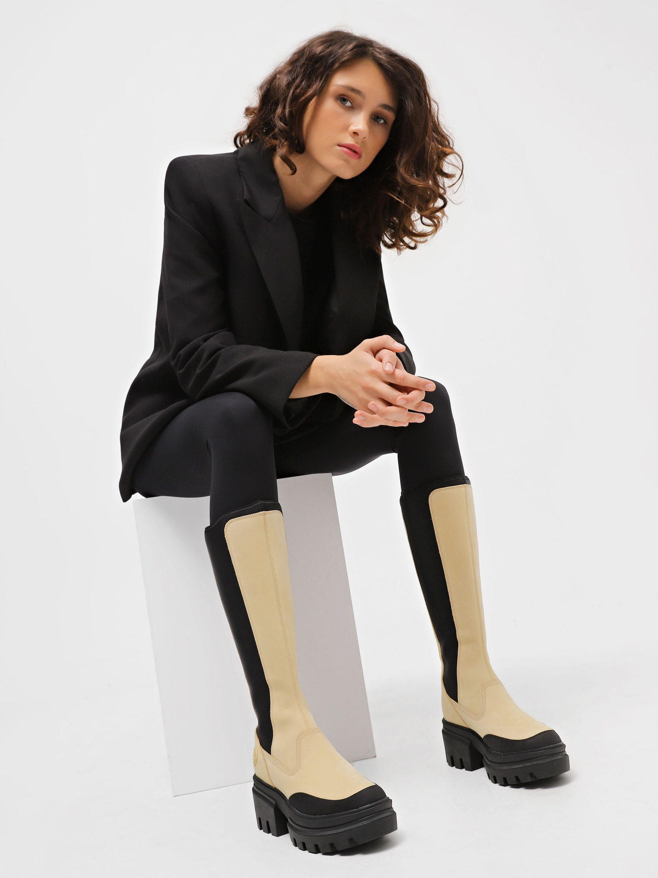 Чоботи Timberland Everleigh Chelsea модель TB0A61R8EF6 Фото