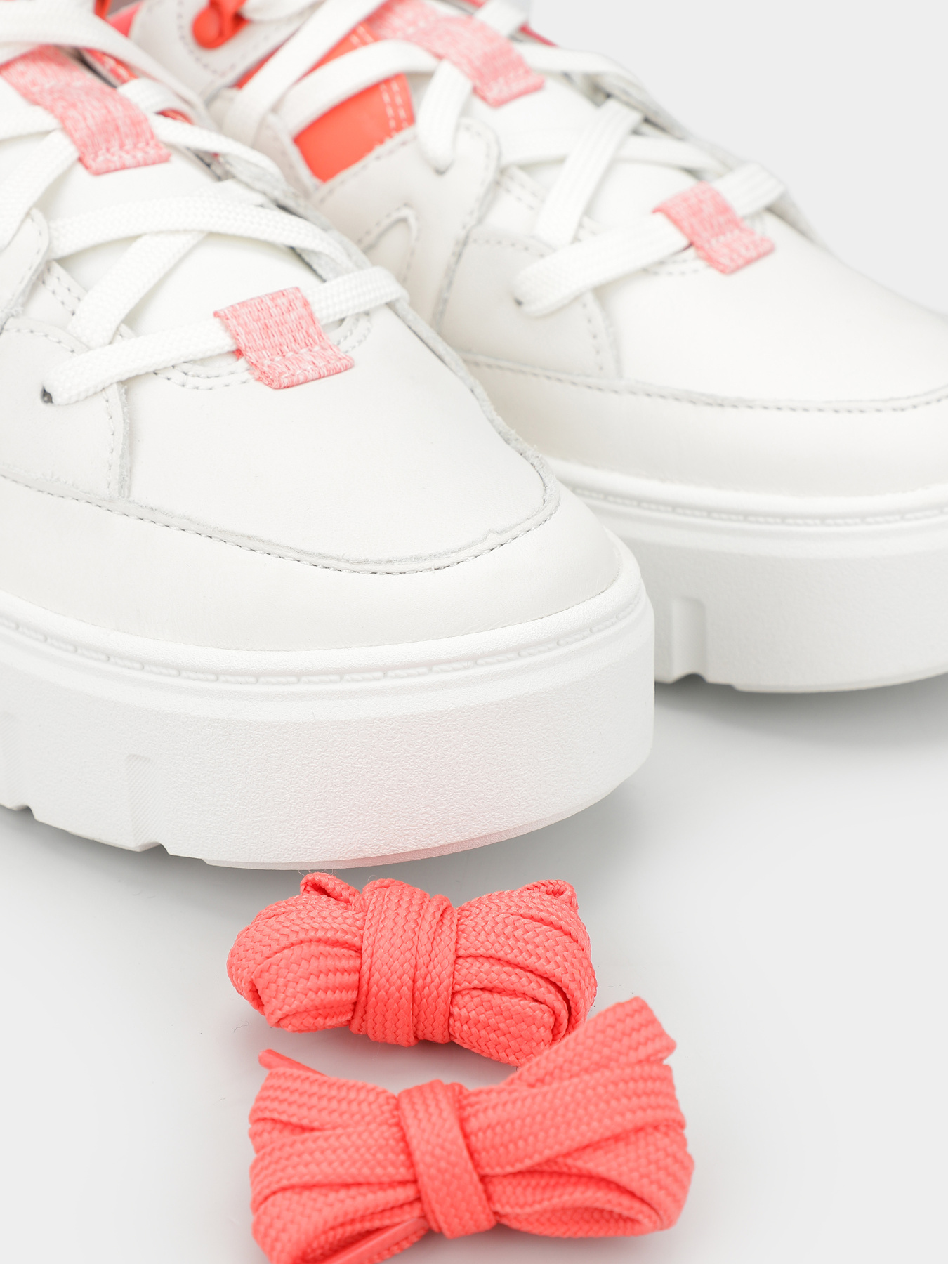 Кроссовки Timberland Laurel Court Lace-Up Low модель TB0A64J8EM2 Фото