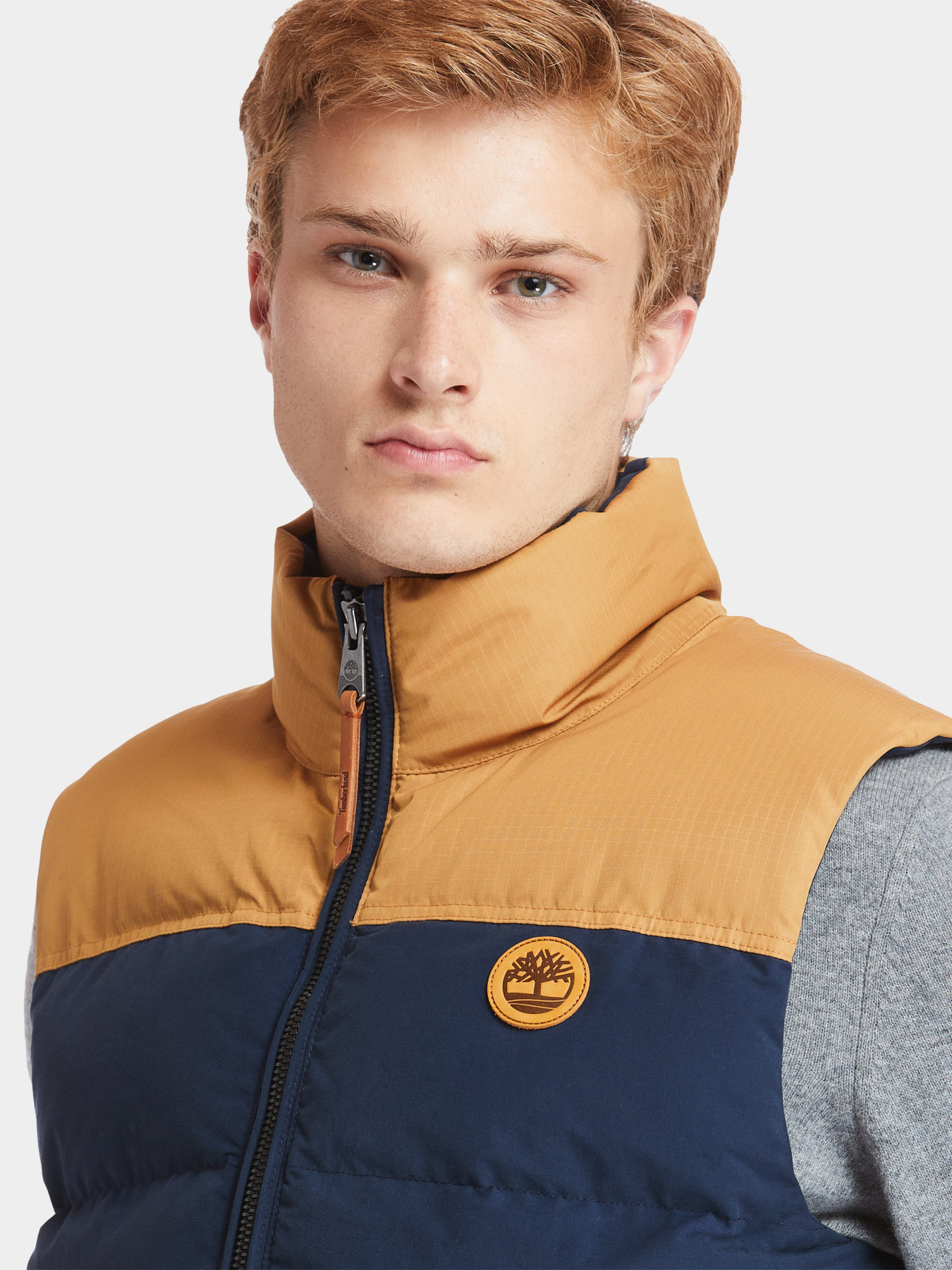 Утепленный жилет Timberland Welch Mountain Puffer модель TB0A2BC1W76 Фото