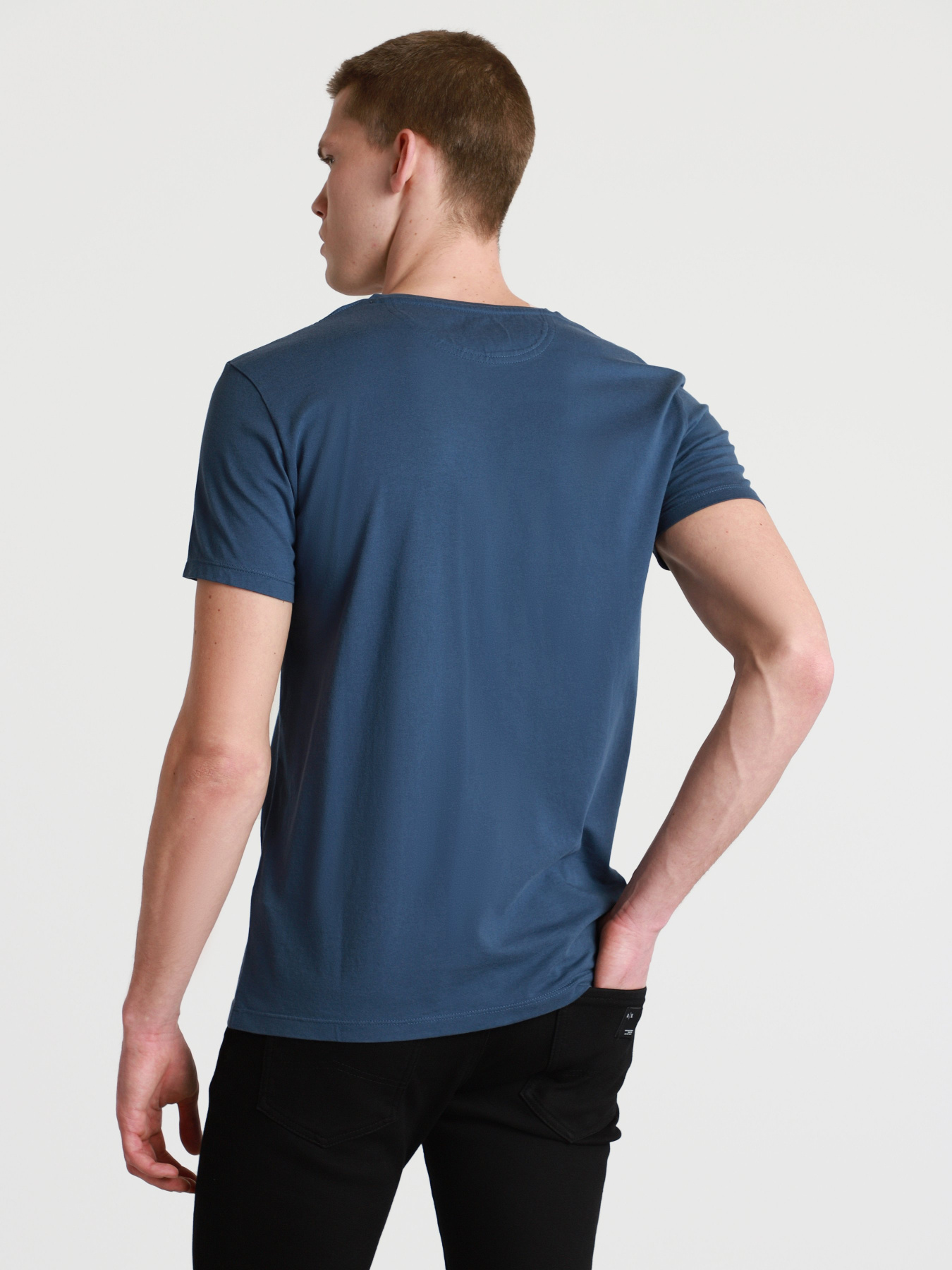 Футболки и поло Timberland Dunstan River V-Neck модель TB0A2BPT288 Фото