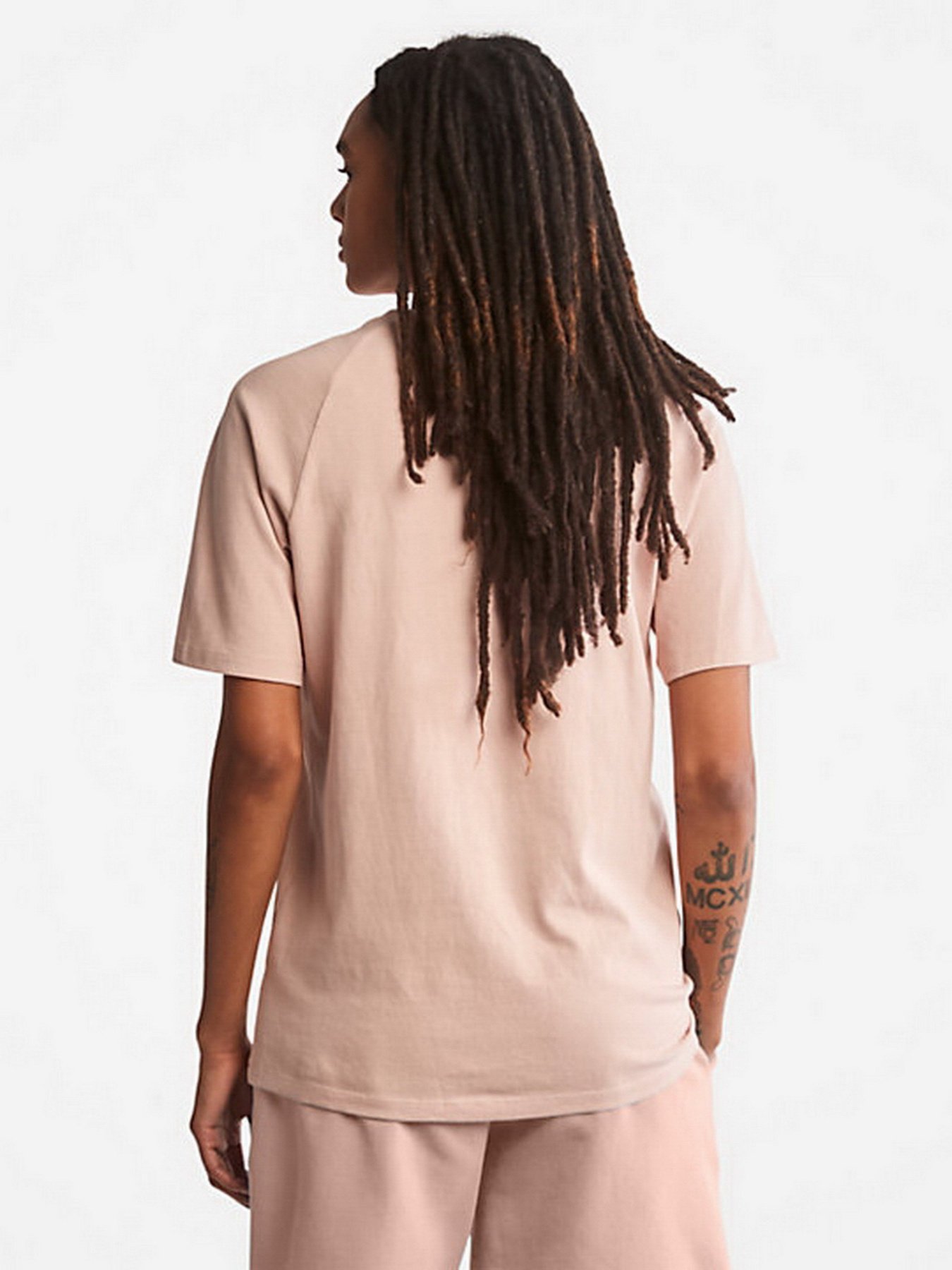 Футболки и поло Timberland Stacked Logo for All Gender модель TB0A2DVY662 Фото