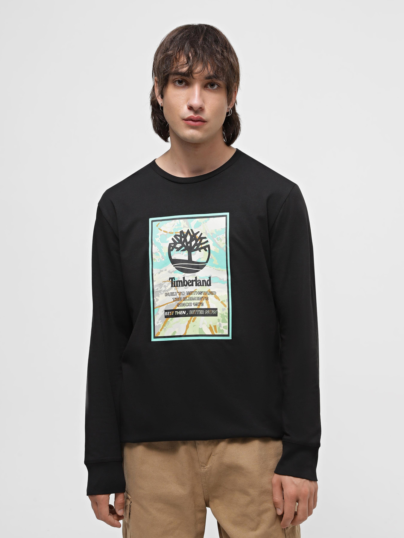 Лонгслів Timberland LS Ski School Printed Stack Logo Tee модель TB0A6JK9001 Фото