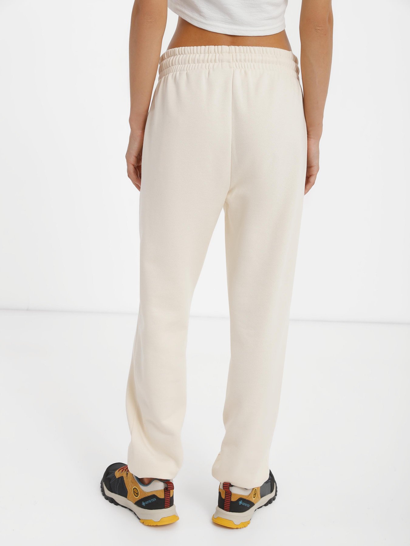 Штаны спортивные Timberland Logo Pack Stack модель TB0A647SEC9 Фото