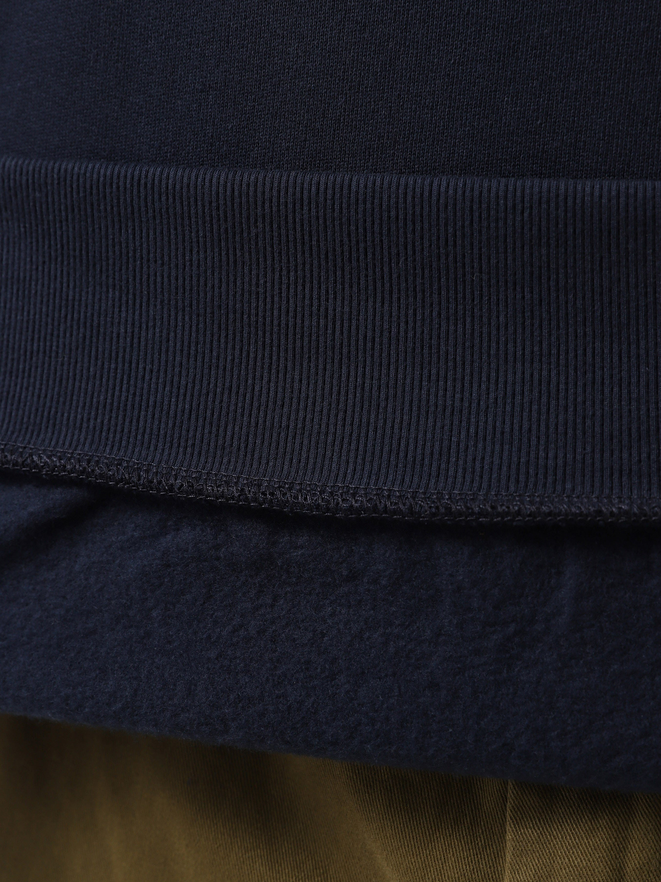 Свитшот Timberland Woven Badge Crew Neck модель TB0A6UHJ433 Фото