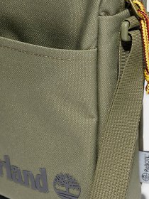 Крос-боді Timberland Thayer модель TB0A2FEC590 Фото