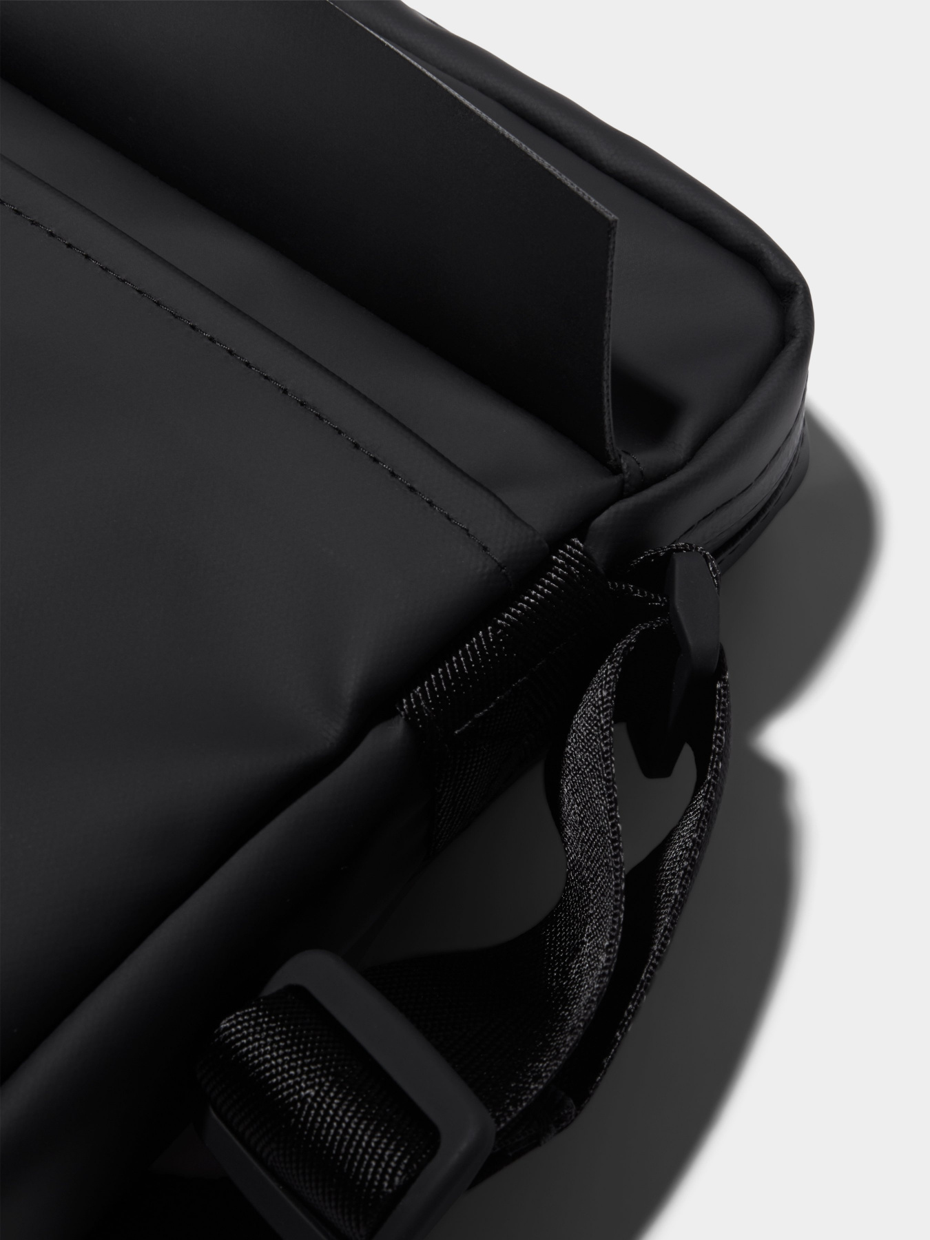 Кросс-боди Timberland Canfield модель TB0A2J75001 Фото