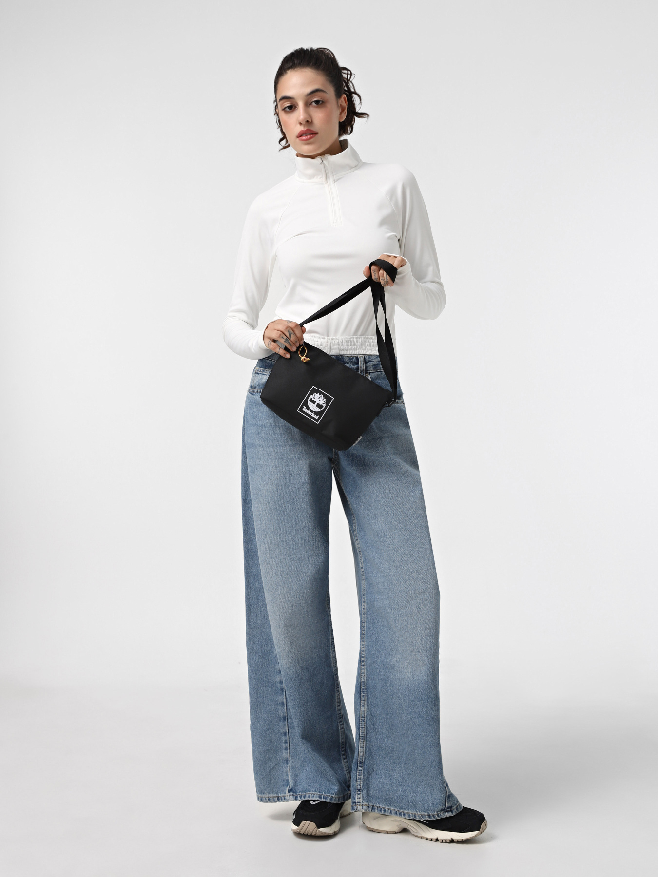 Кросс-боди Timberland Thayer модель TB0A5W2F001 Фото