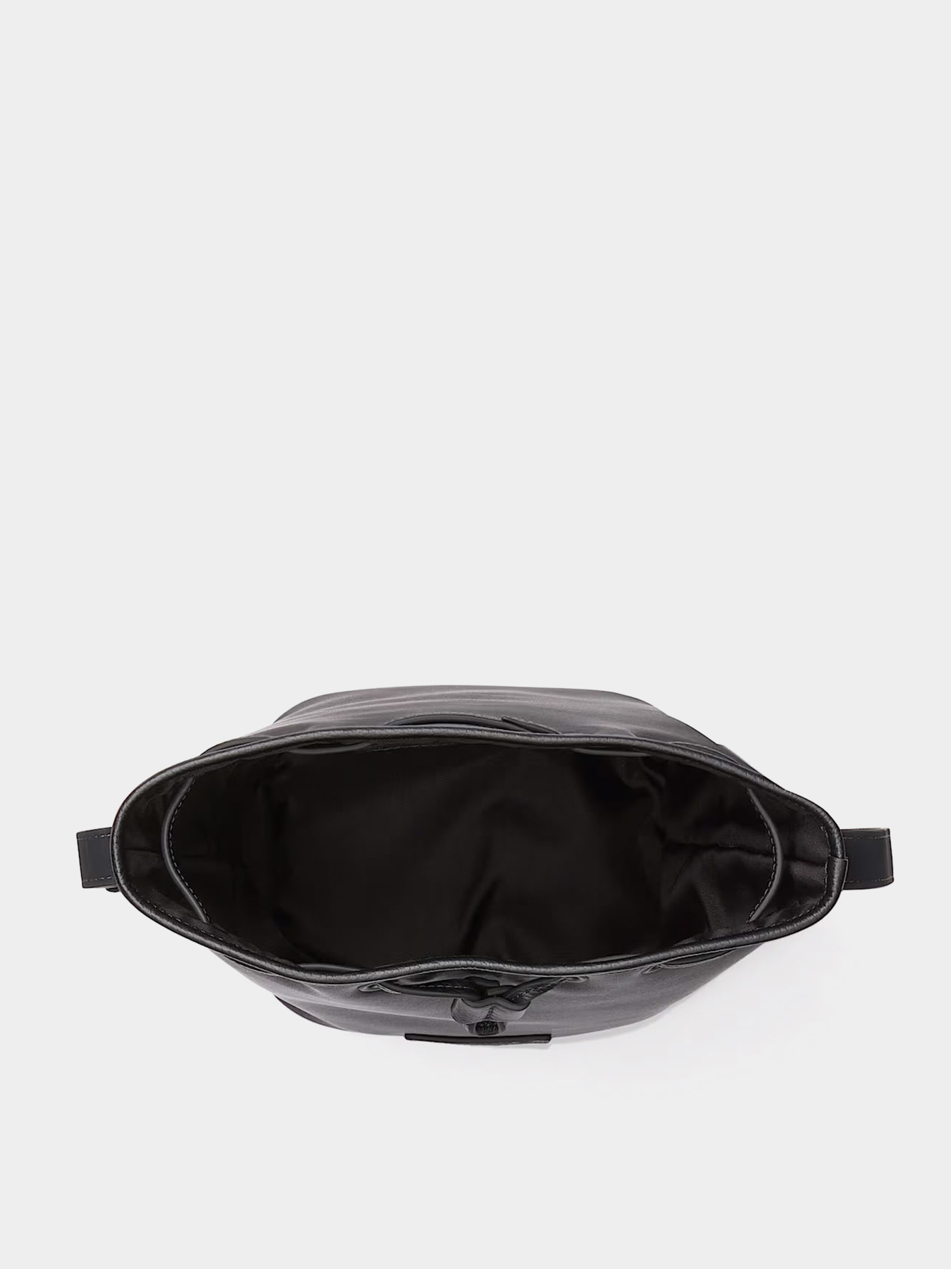 Сумка Timberland Leather Bucket 7L модель TB0A674B001 Фото