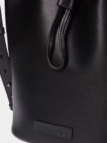 Сумка Timberland Leather Bucket 7L модель TB0A674B001 Фото