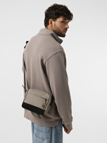 Крос-боді Timberland Weather-Ready 2,5L Модель TB0A278AA0F Фото