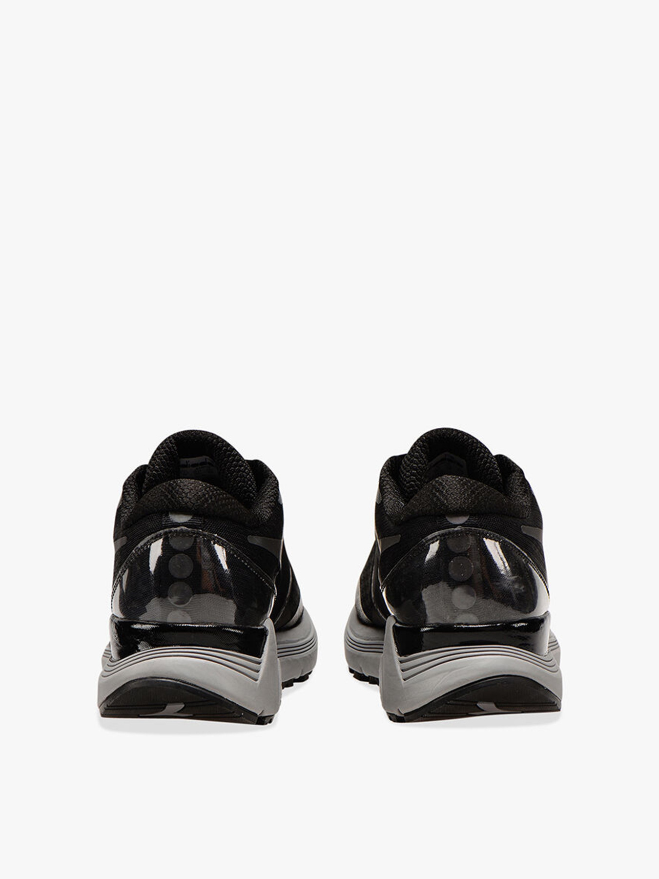 Кроссовки для бега DIADORA модель 101.175601.C5679 Фото