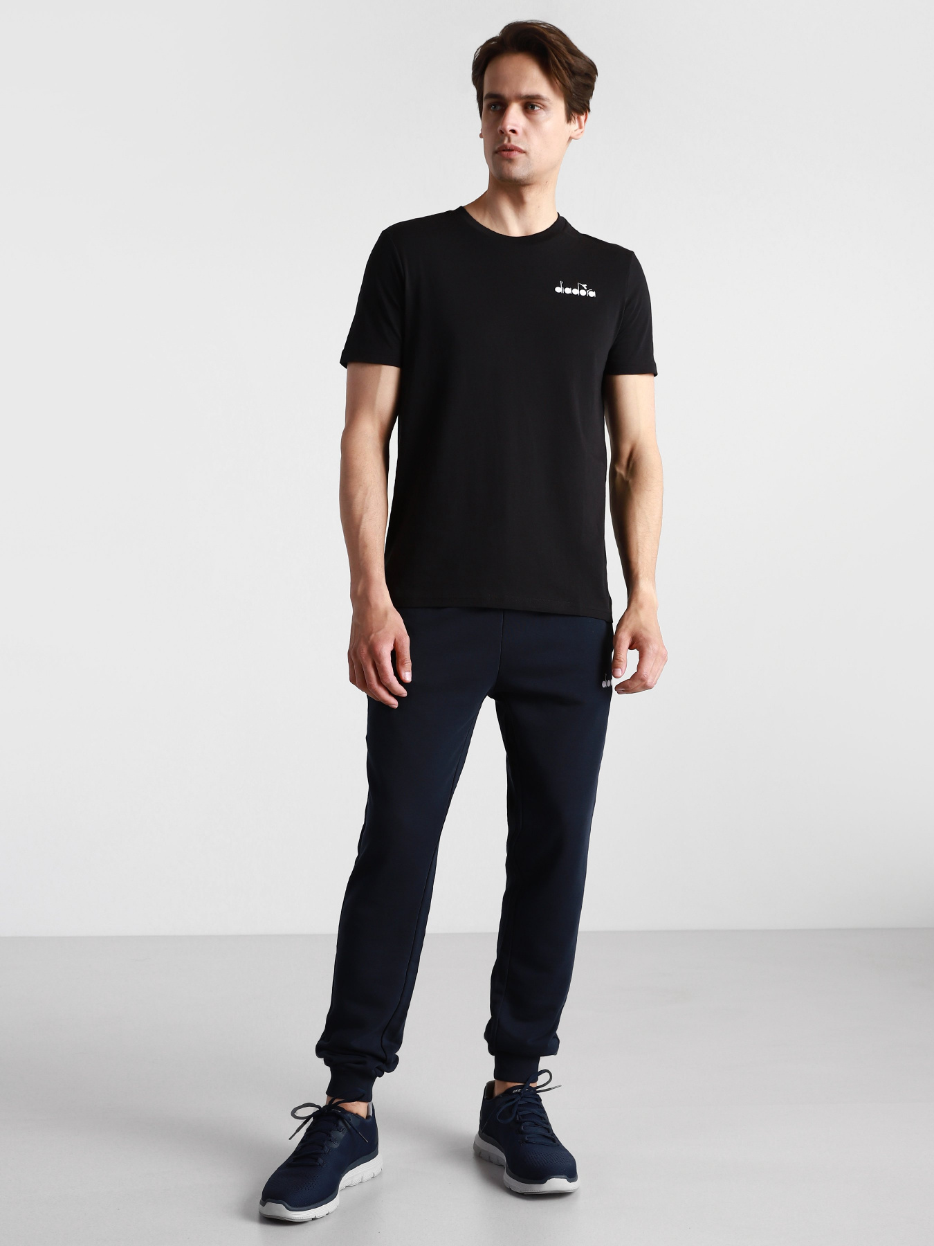 Штаны спортивные DIADORA CUFF PANTS CORE модель 102.175087.60063 Фото