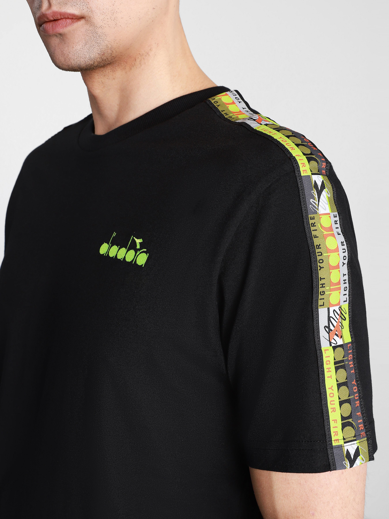 Спортивная футболка DIADORA OFFSIDE '95 модель 502.176429.80013 Фото