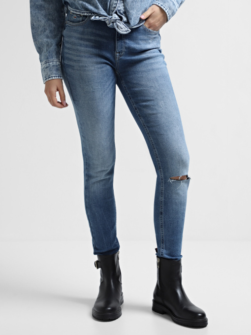 Зауженные джинсы Tommy Jeans модель DW0DW18194-1A5 Фото