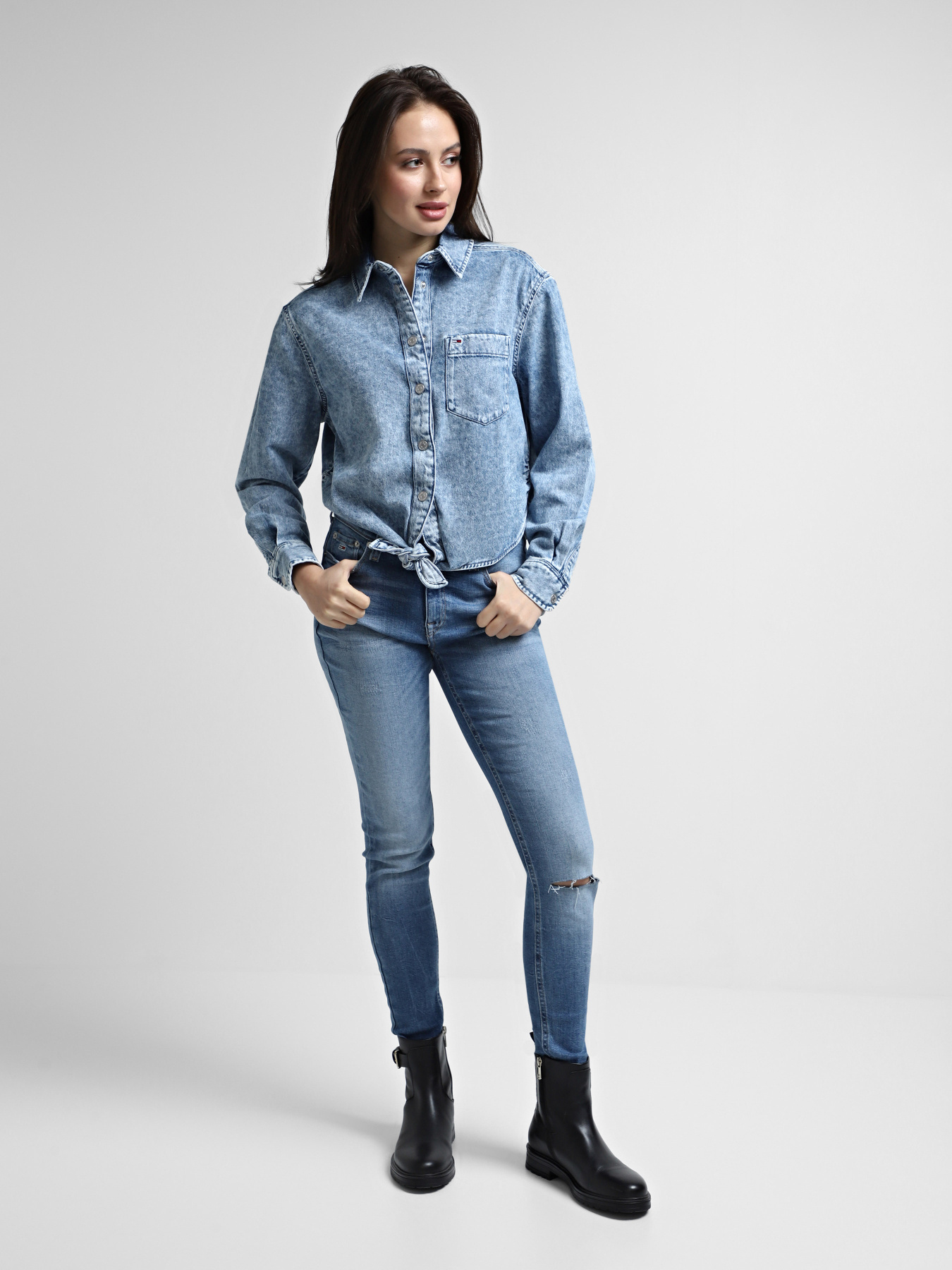Завужені джинси Tommy Jeans модель DW0DW18194-1A5 Фото