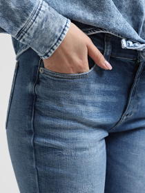 Завужені джинси Tommy Jeans модель DW0DW18194-1A5 Фото