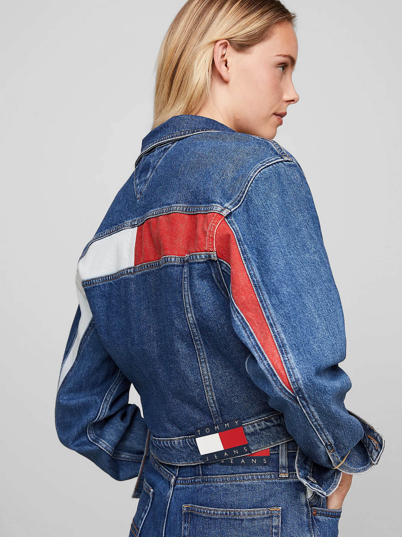 Джинсова куртка Tommy Jeans модель DW0DW18207-1A5 Фото