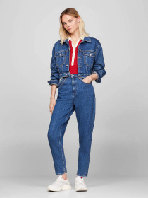 Джинсовая куртка Tommy Jeans модель DW0DW18207-1A5 Джинсовая куртка Tommy Jeans модель DW0DW18207-1A5 Фото