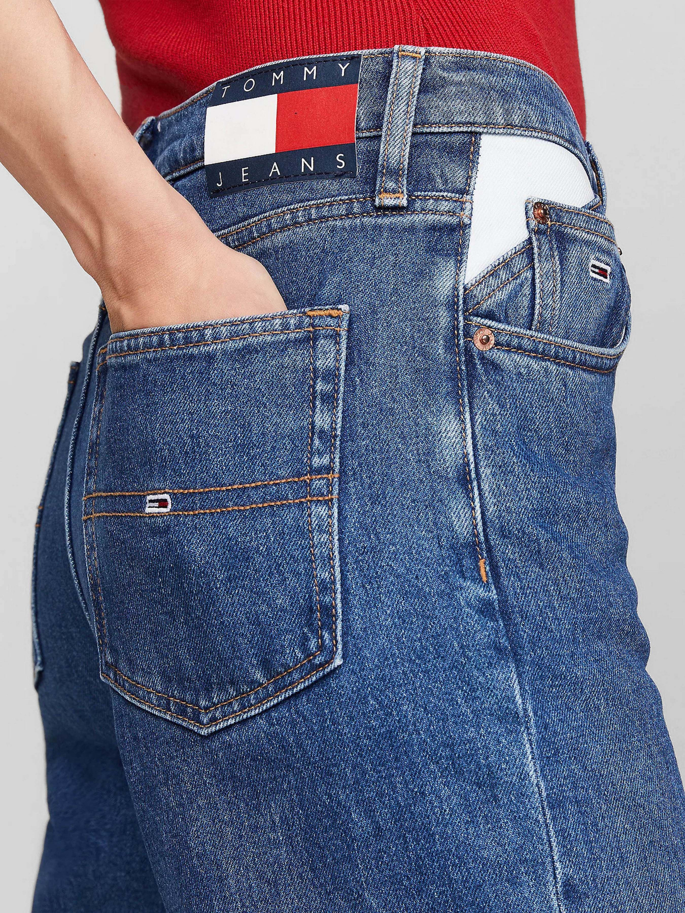 Джинси мом Tommy Jeans модель DW0DW18572-1A5 Фото