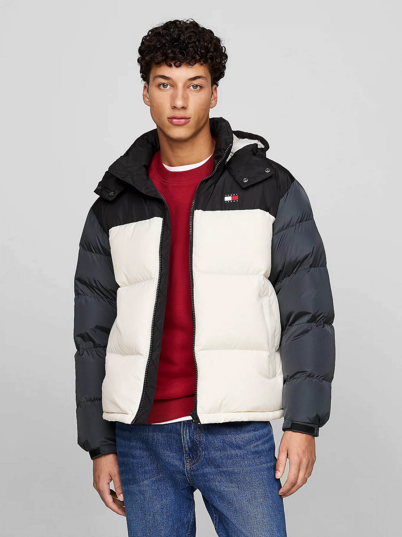 Пуховик Tommy Jeans модель DM0DM19639-ACG Фото
