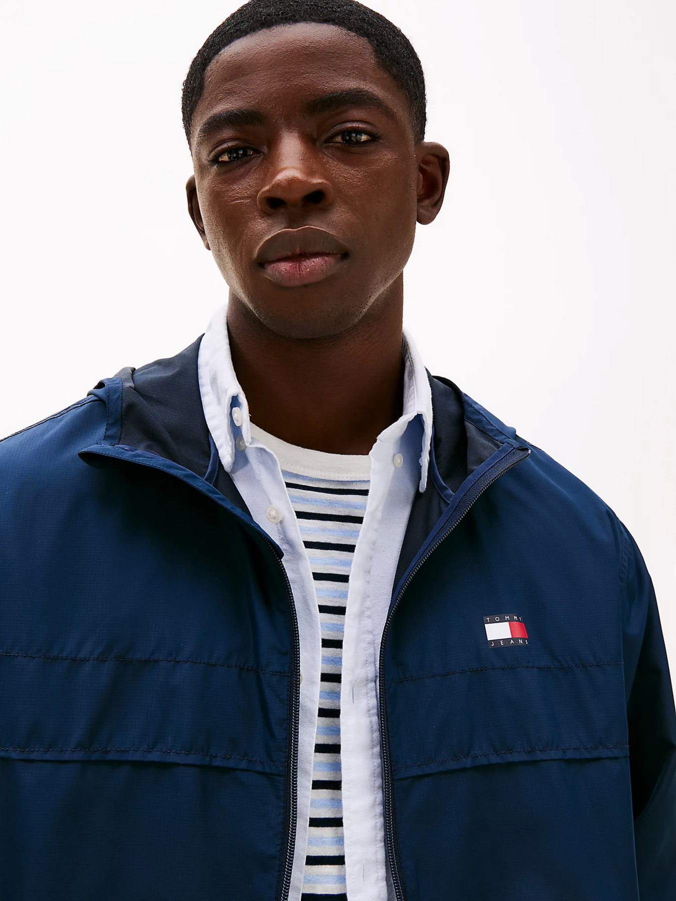 Демісезонна куртка Tommy Jeans модель DM0DM20204-C1G Фото